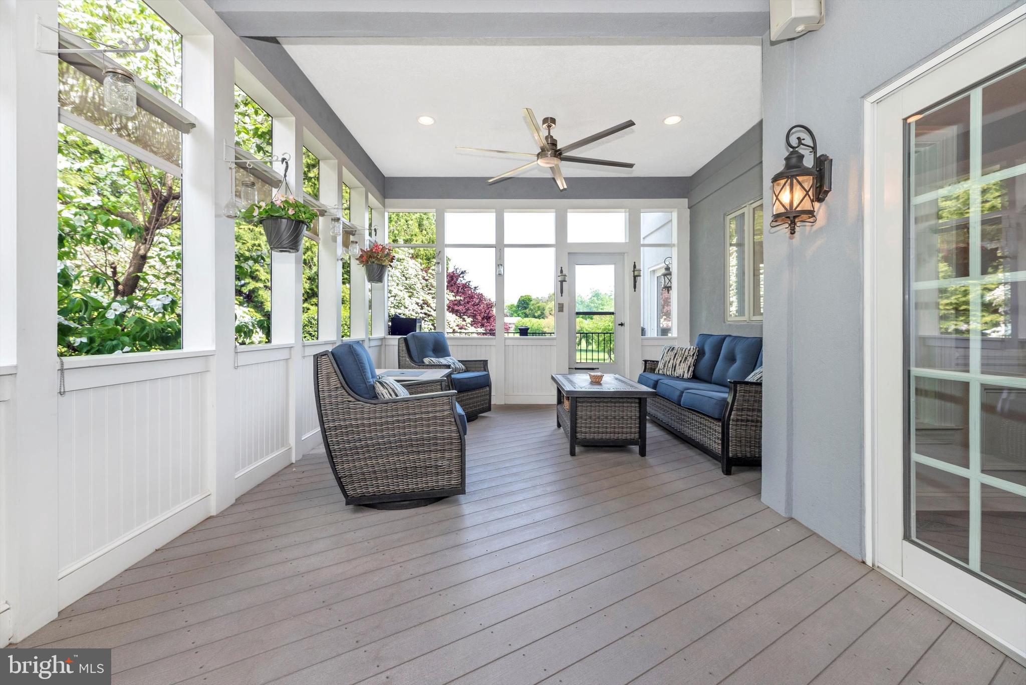 THE GREENS - Residential