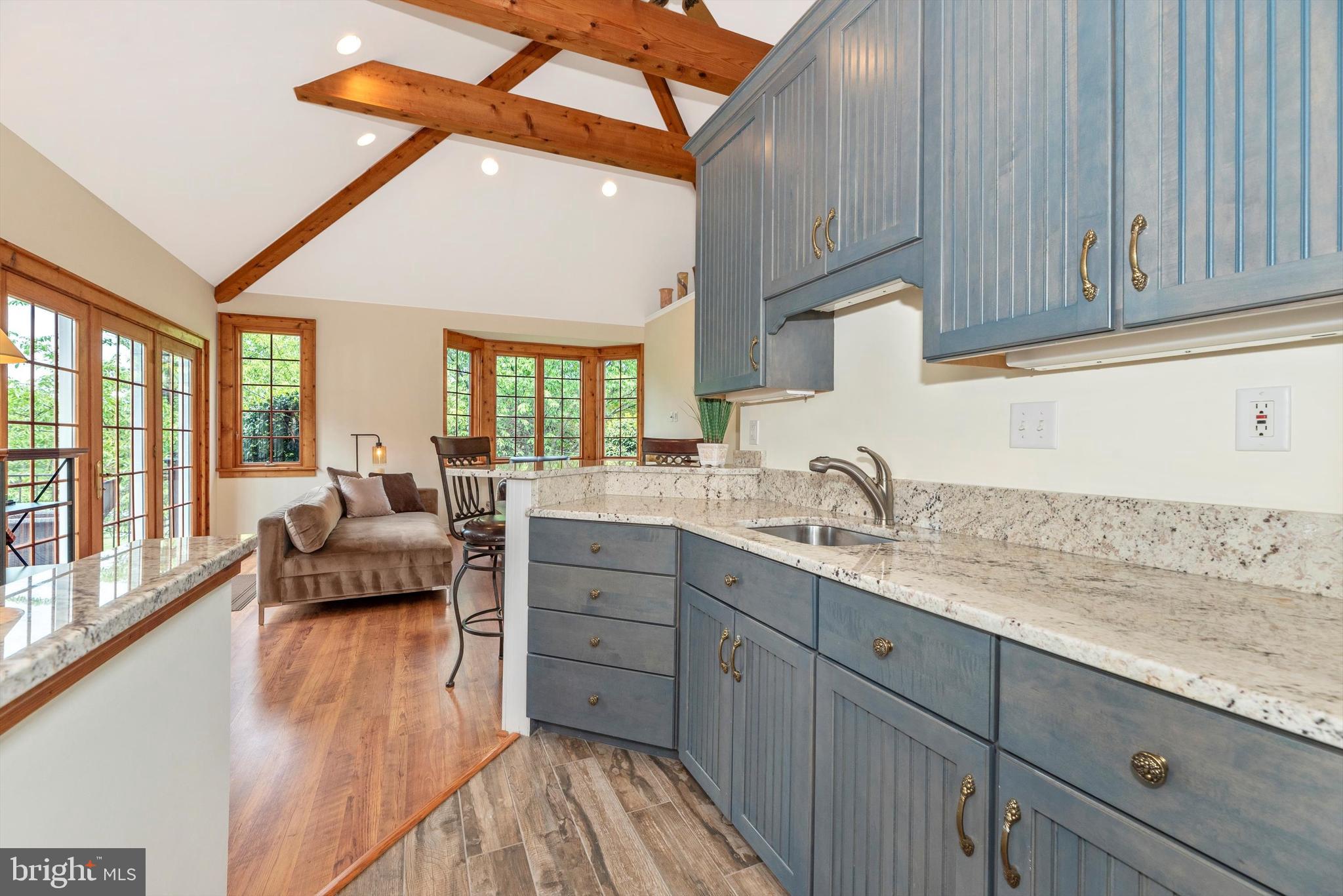 THE GREENS - Residential