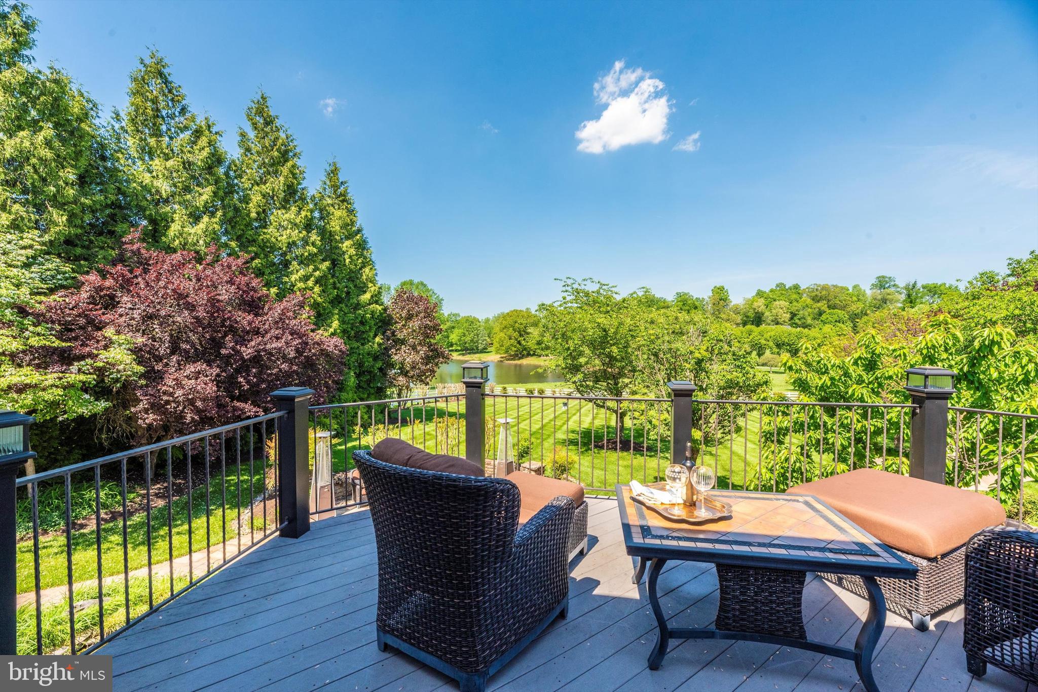 THE GREENS - Residential