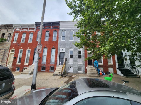 Townhouse For Sale - 2138 Wilkens Avenue<br/> BALTIMORE, MD 21223