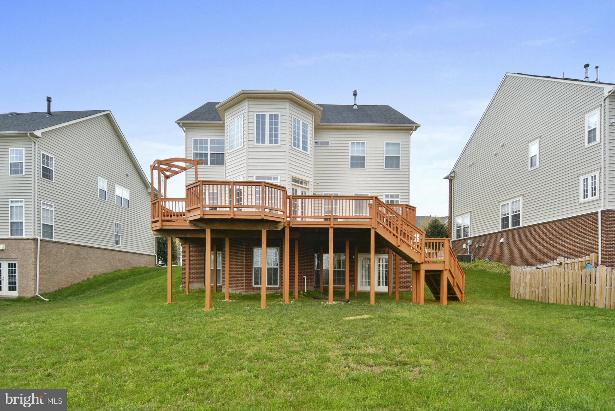 BROOKS - Residential