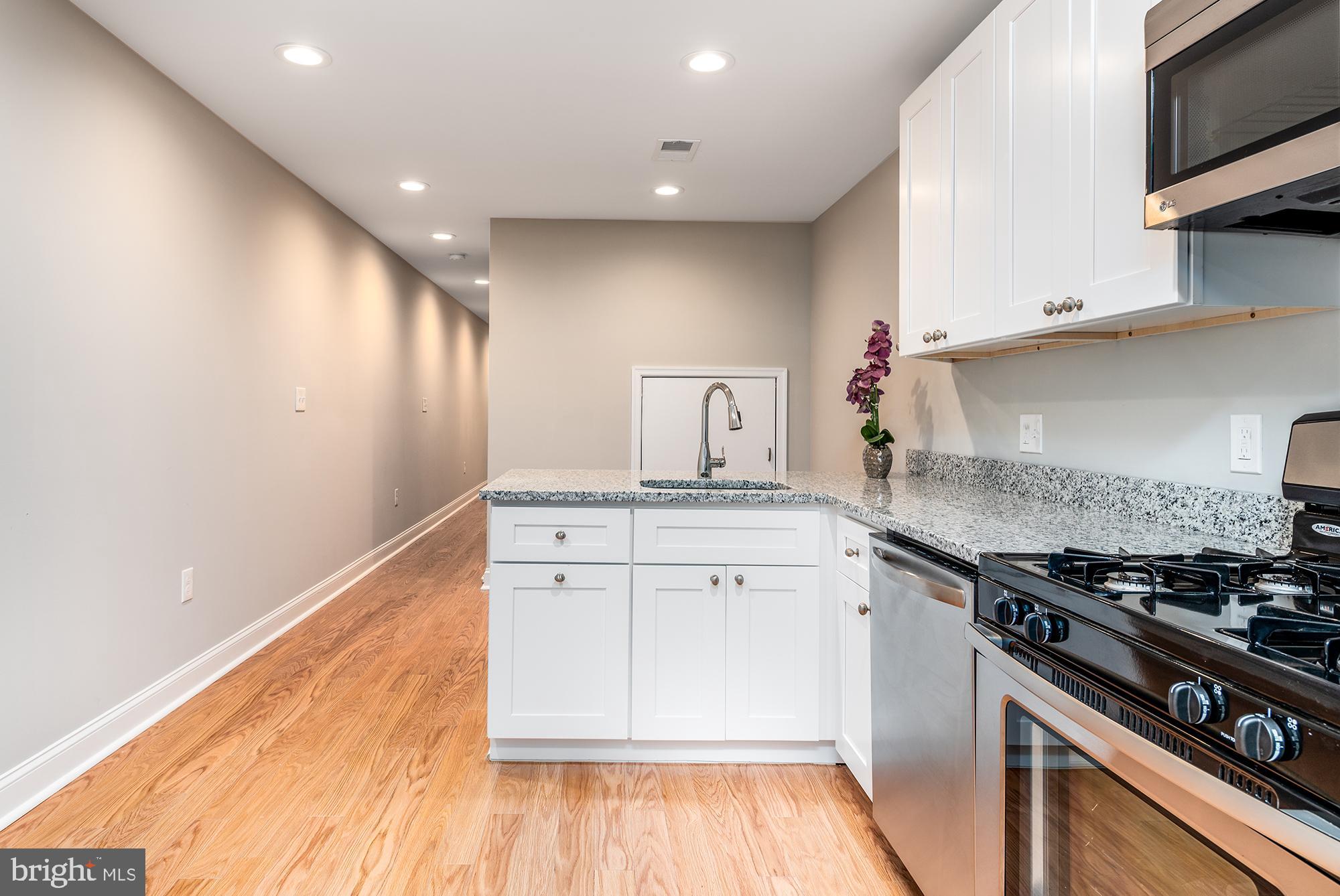 HIGHLANDTOWN - Residential