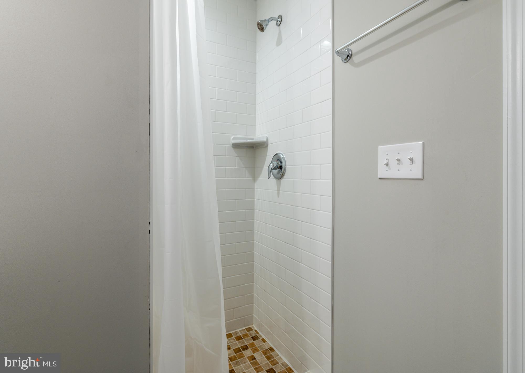 HIGHLANDTOWN - Residential