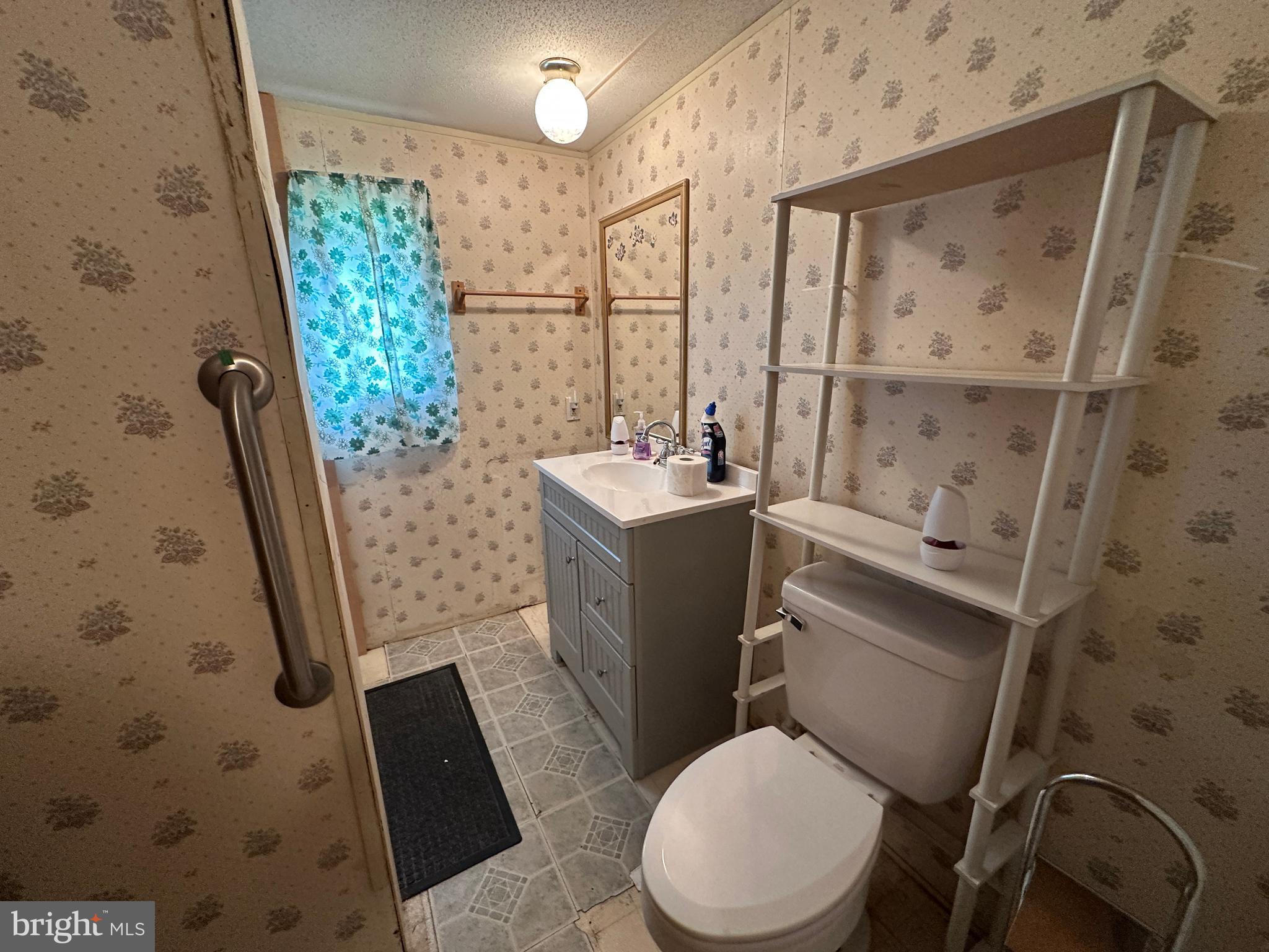 HOY ROAD LOTS - Residential