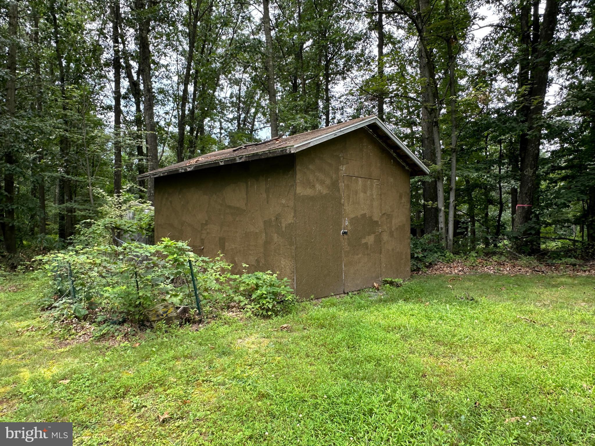 HOY ROAD LOTS - Residential