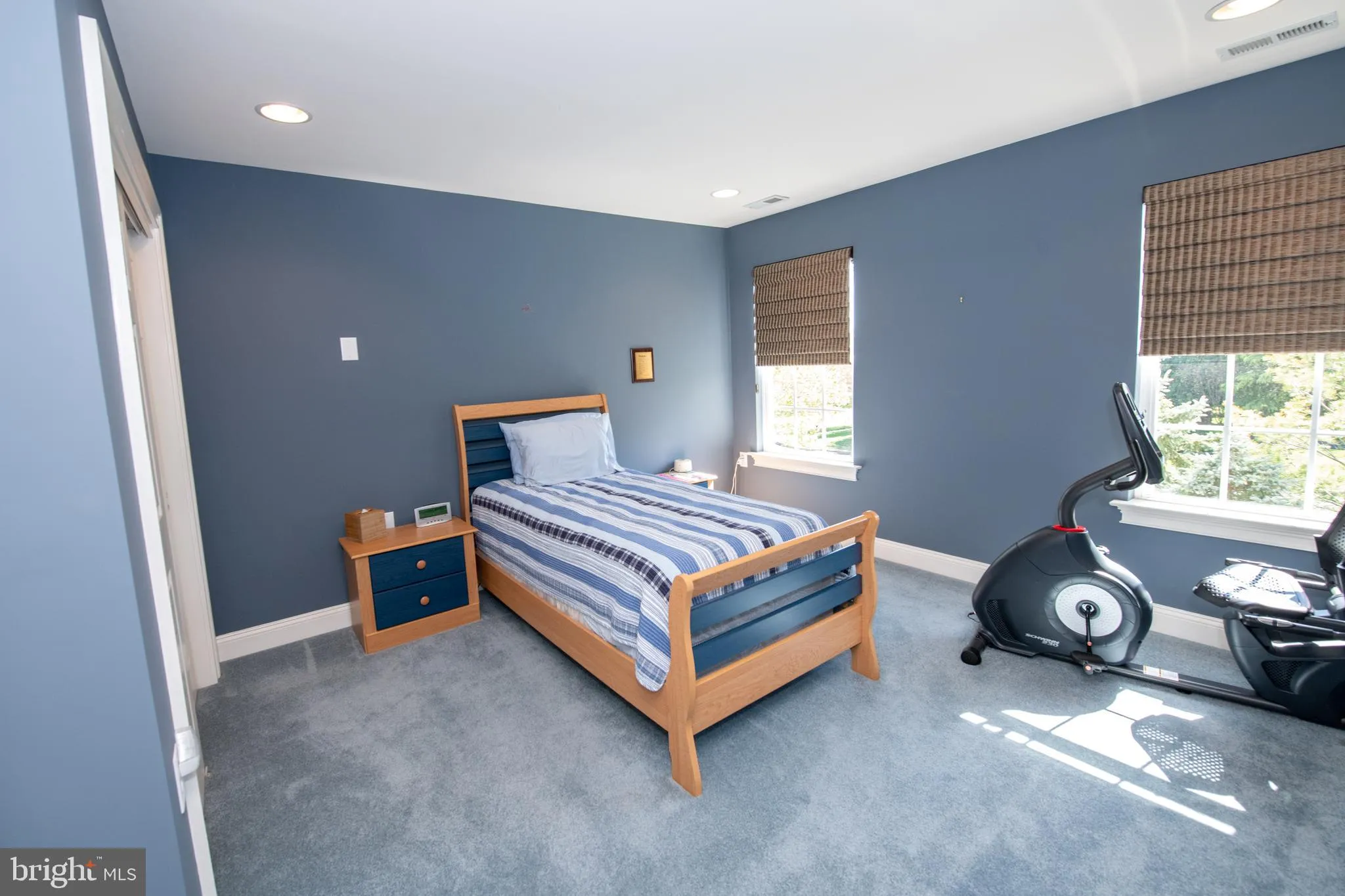 Newtown, Pennsylvania 18940, United States, 3 Bedrooms Bedrooms, ,3 BathroomsBathrooms,Residential,Pending,119955