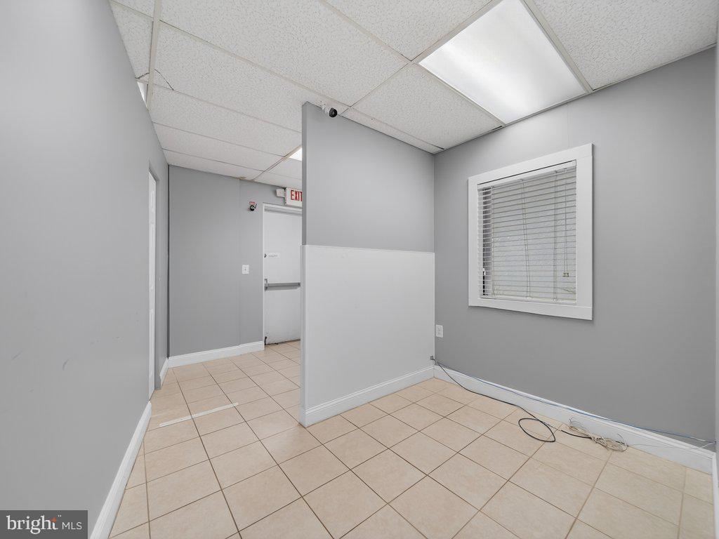 REGULARS - Commercial Sale