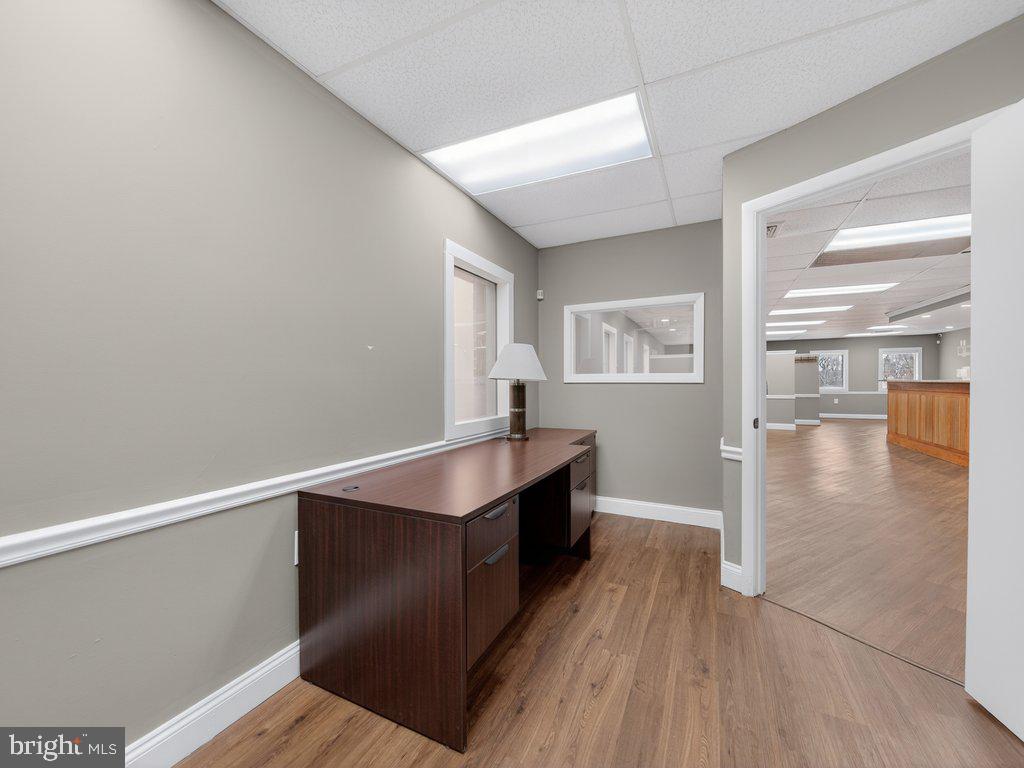 REGULARS - Commercial Sale