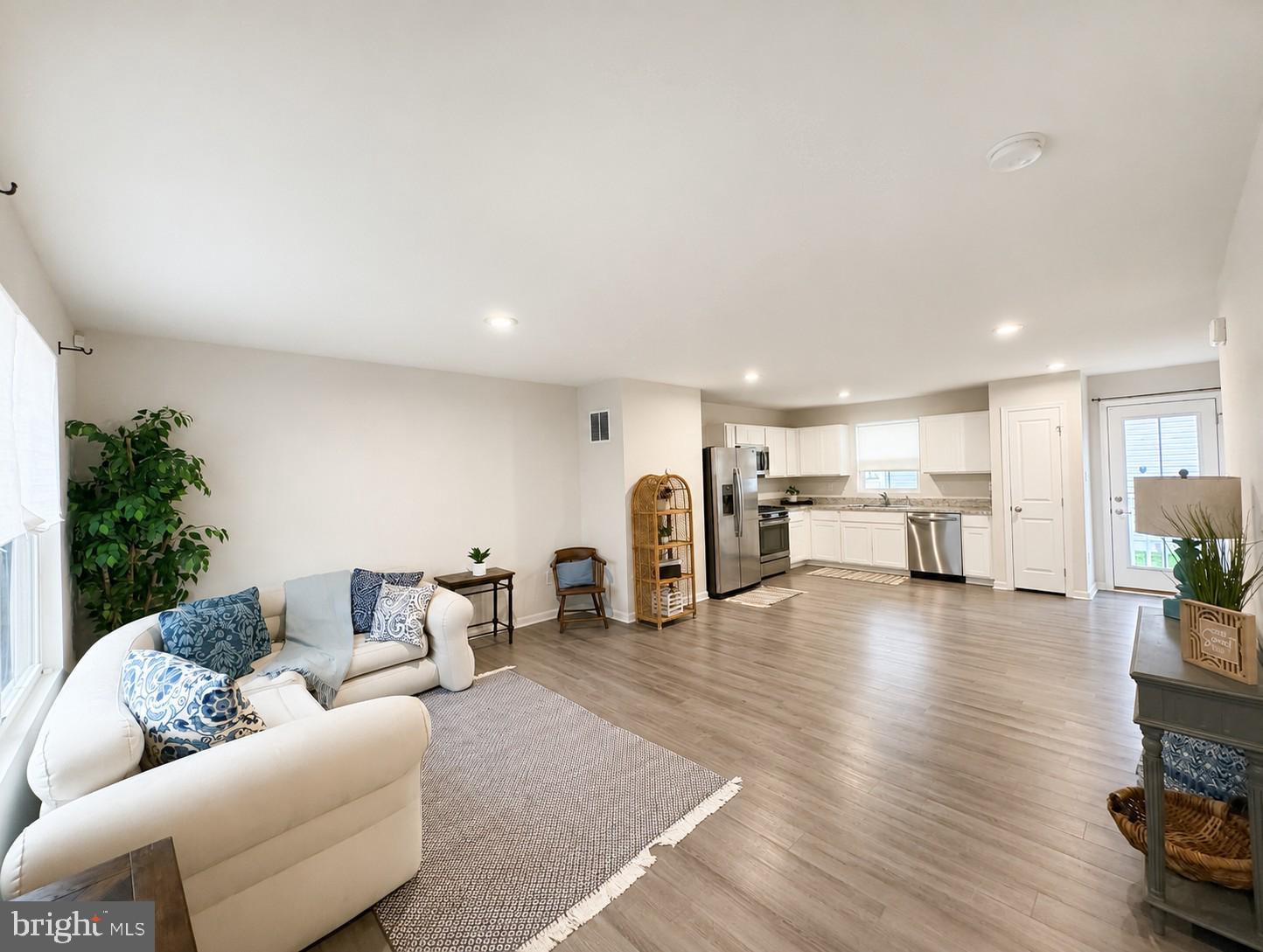 27003 GREENLEAF DRIVE