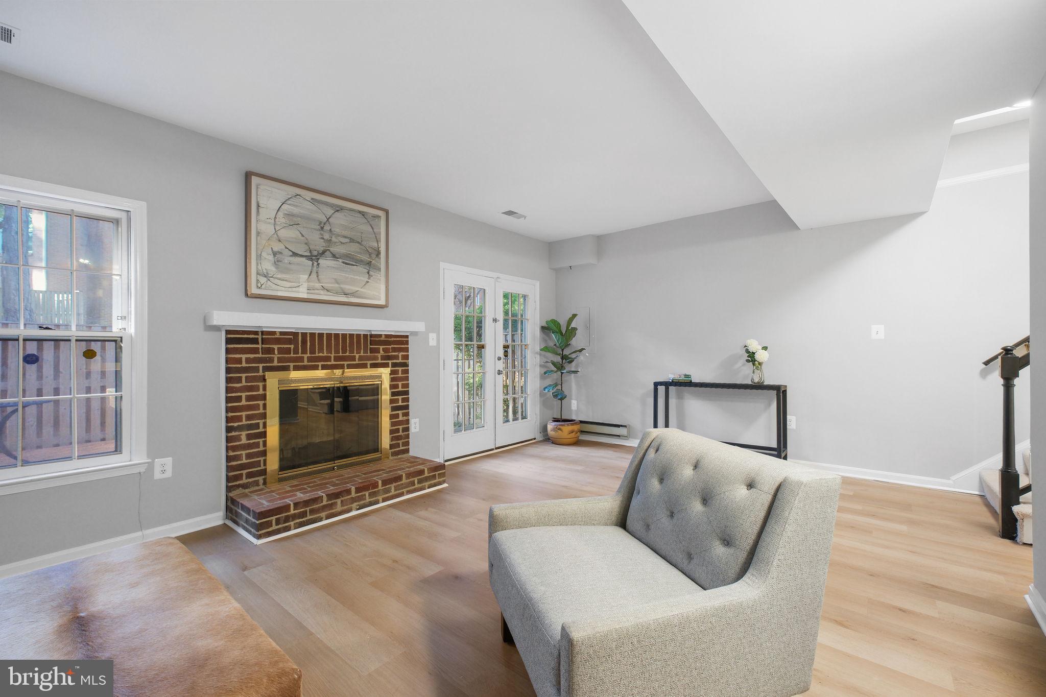 MANCHESTER SQUARE - Residential