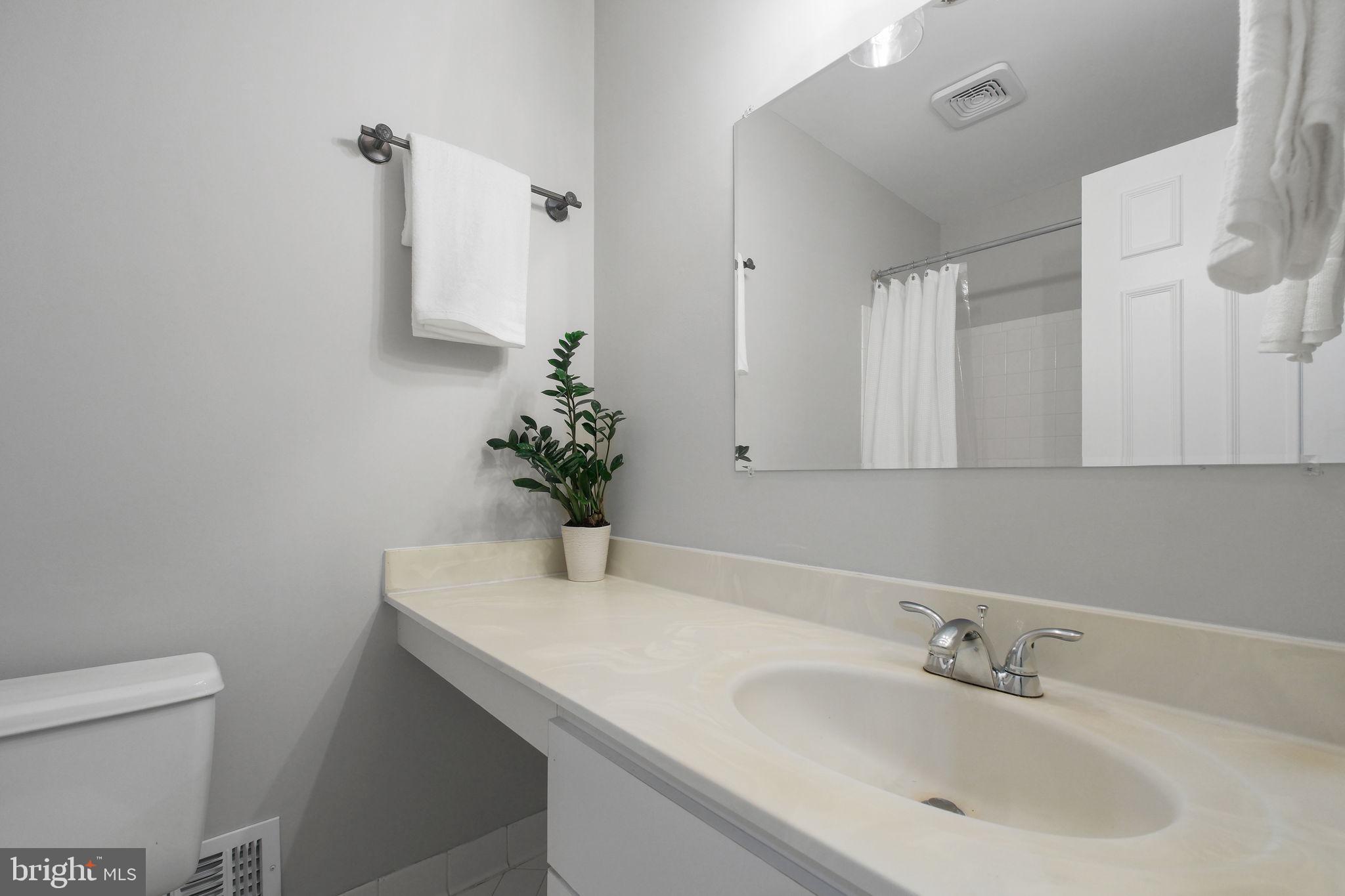 MANCHESTER SQUARE - Residential