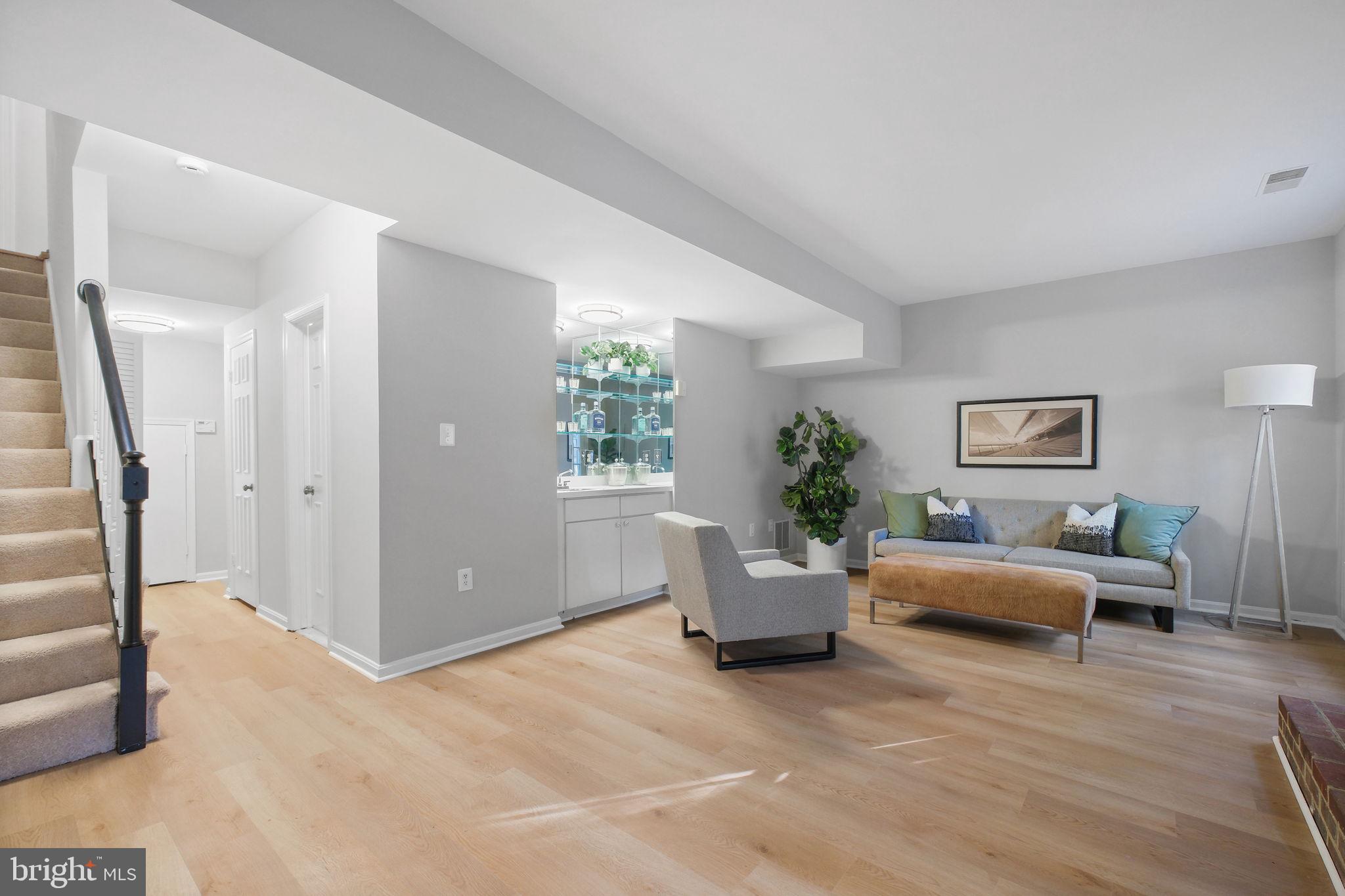 MANCHESTER SQUARE - Residential