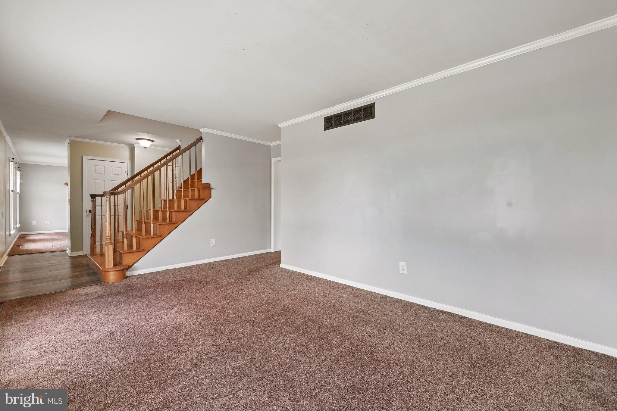 215 MCCLELLAN AVENUE
