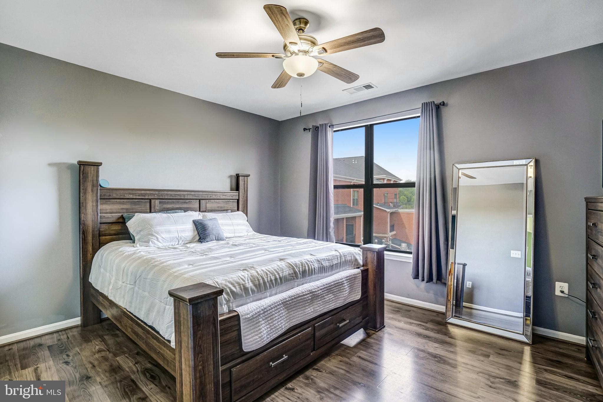 RESIDENCES OF LORTON STATION - Residential