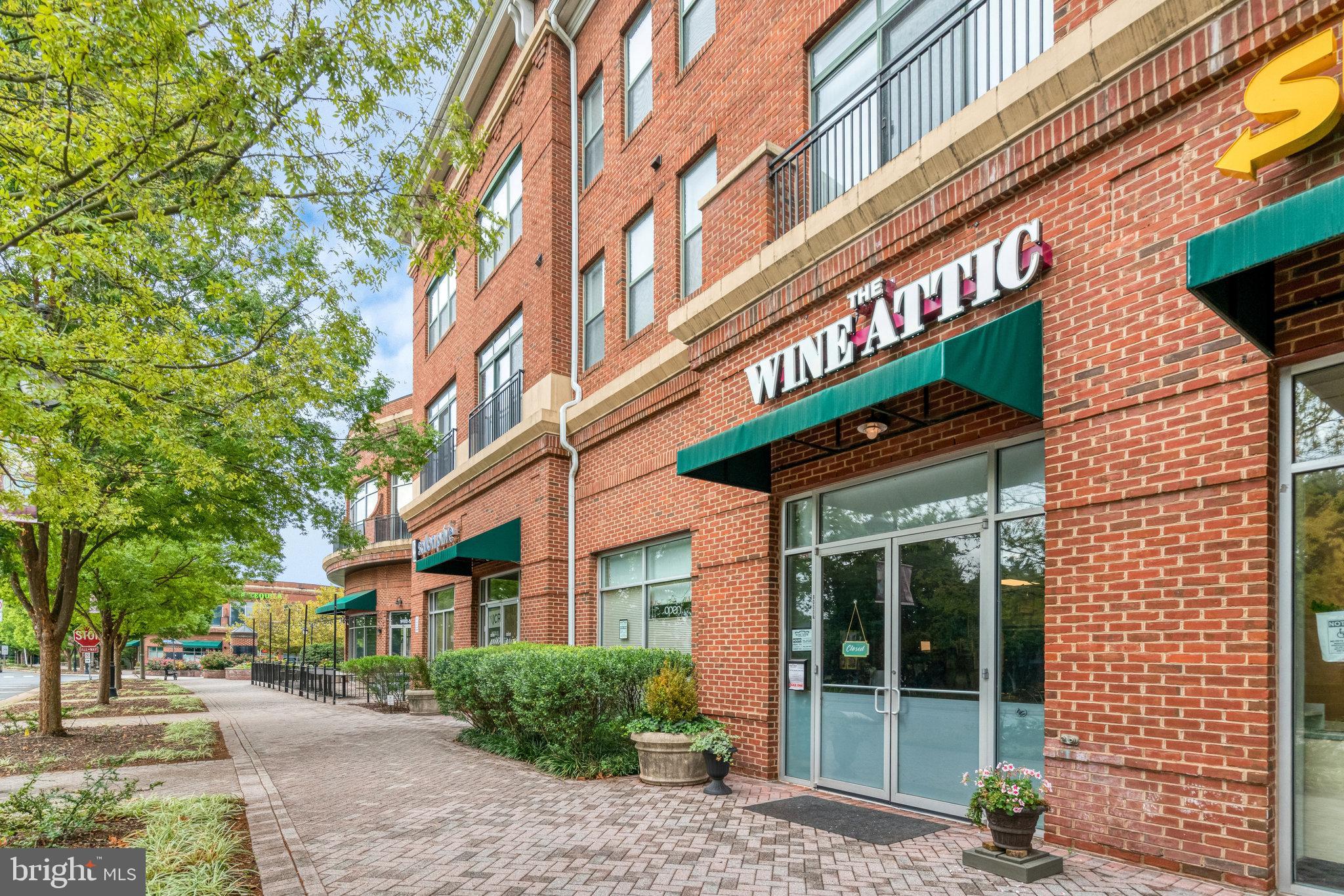 RESIDENCES OF LORTON STATION - Residential
