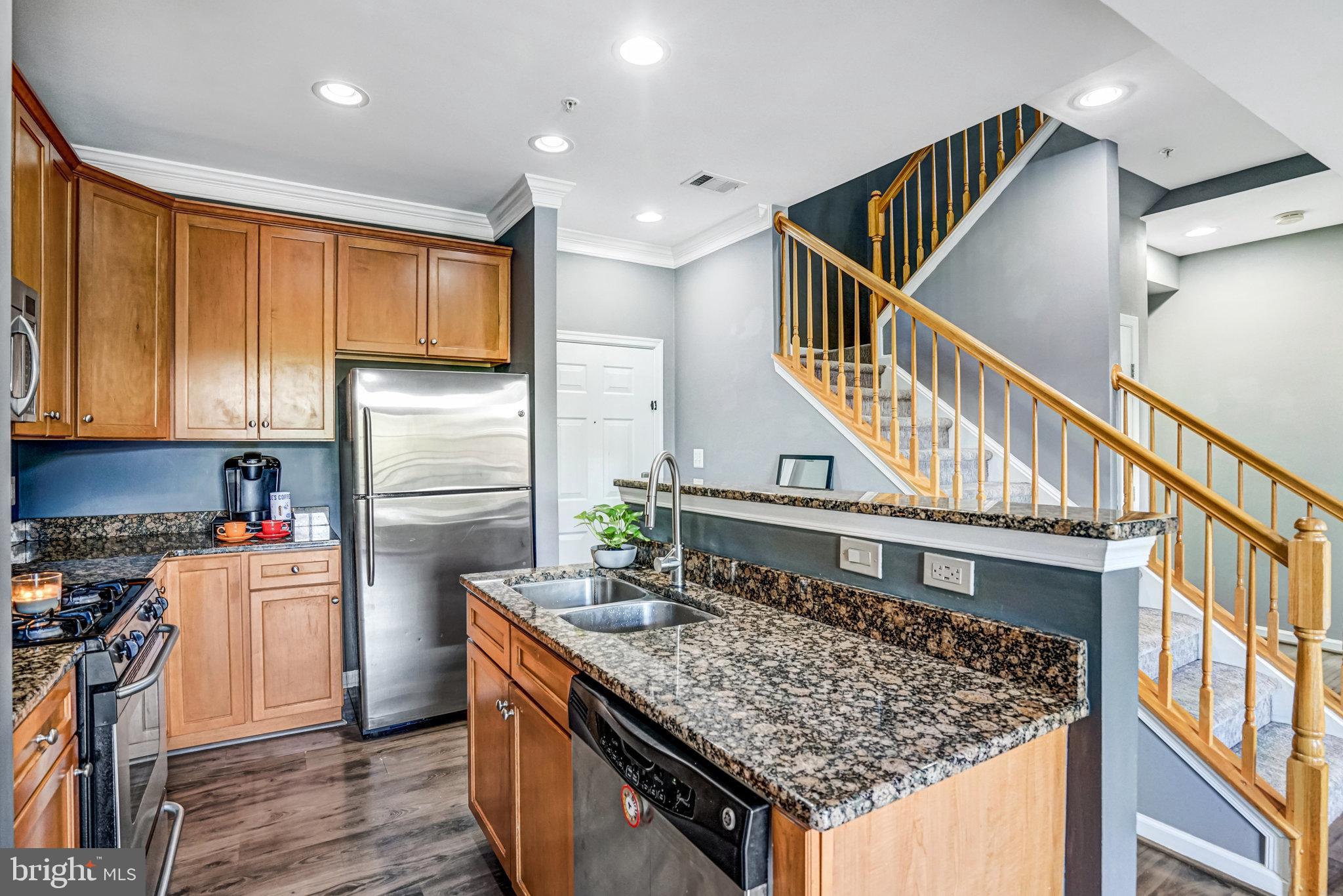 9000 LORTON STATION BOULEVARD 209