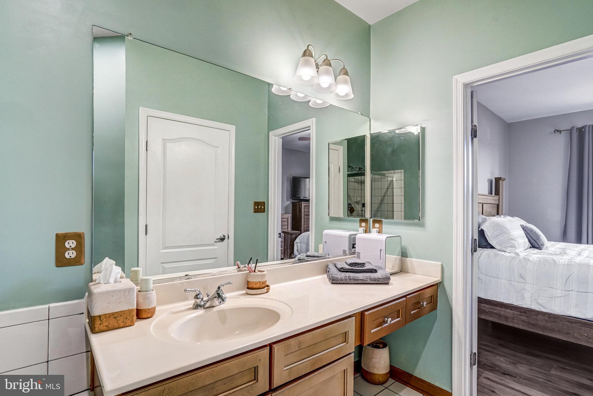 RESIDENCES OF LORTON STATION - Residential