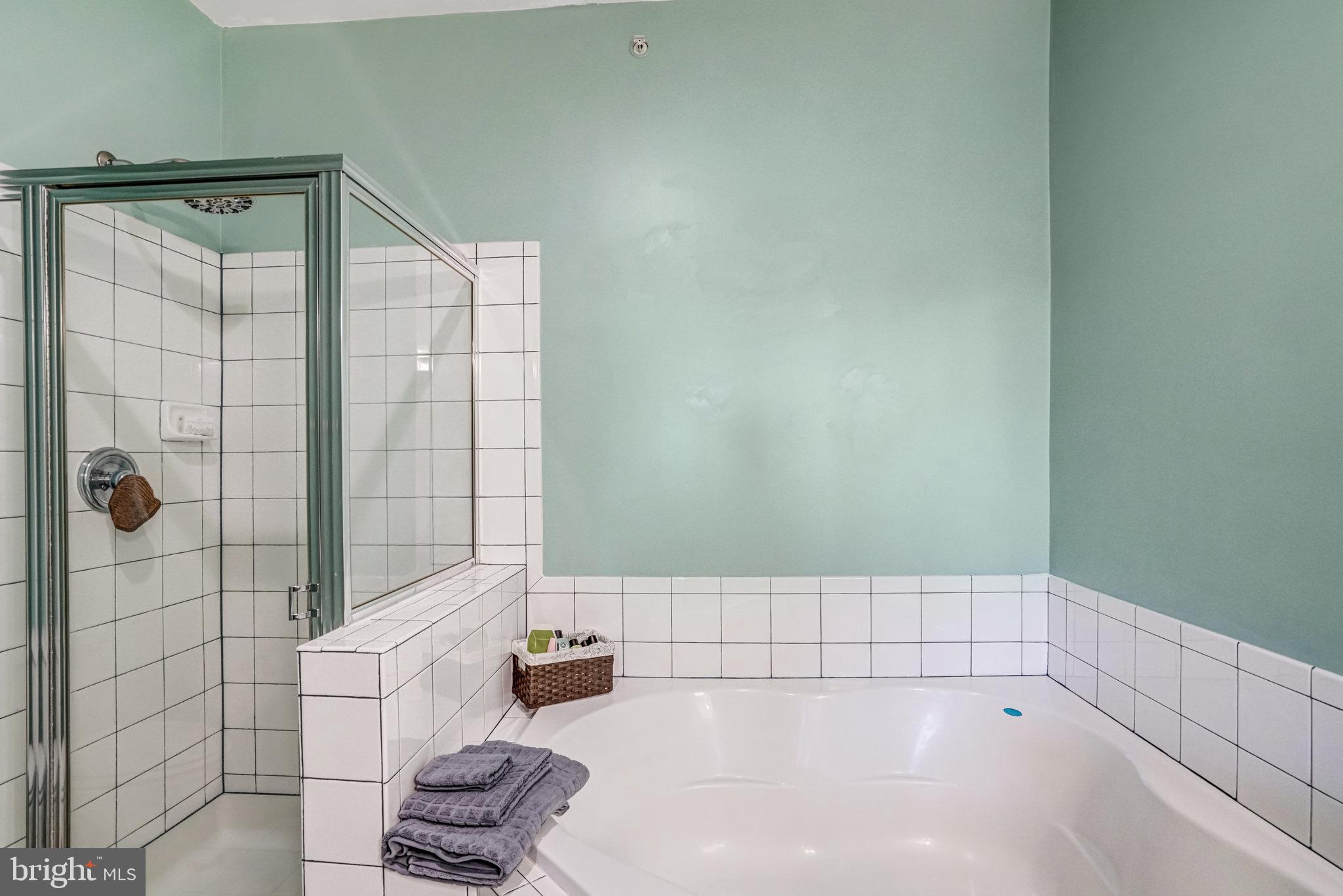 RESIDENCES OF LORTON STATION - Residential