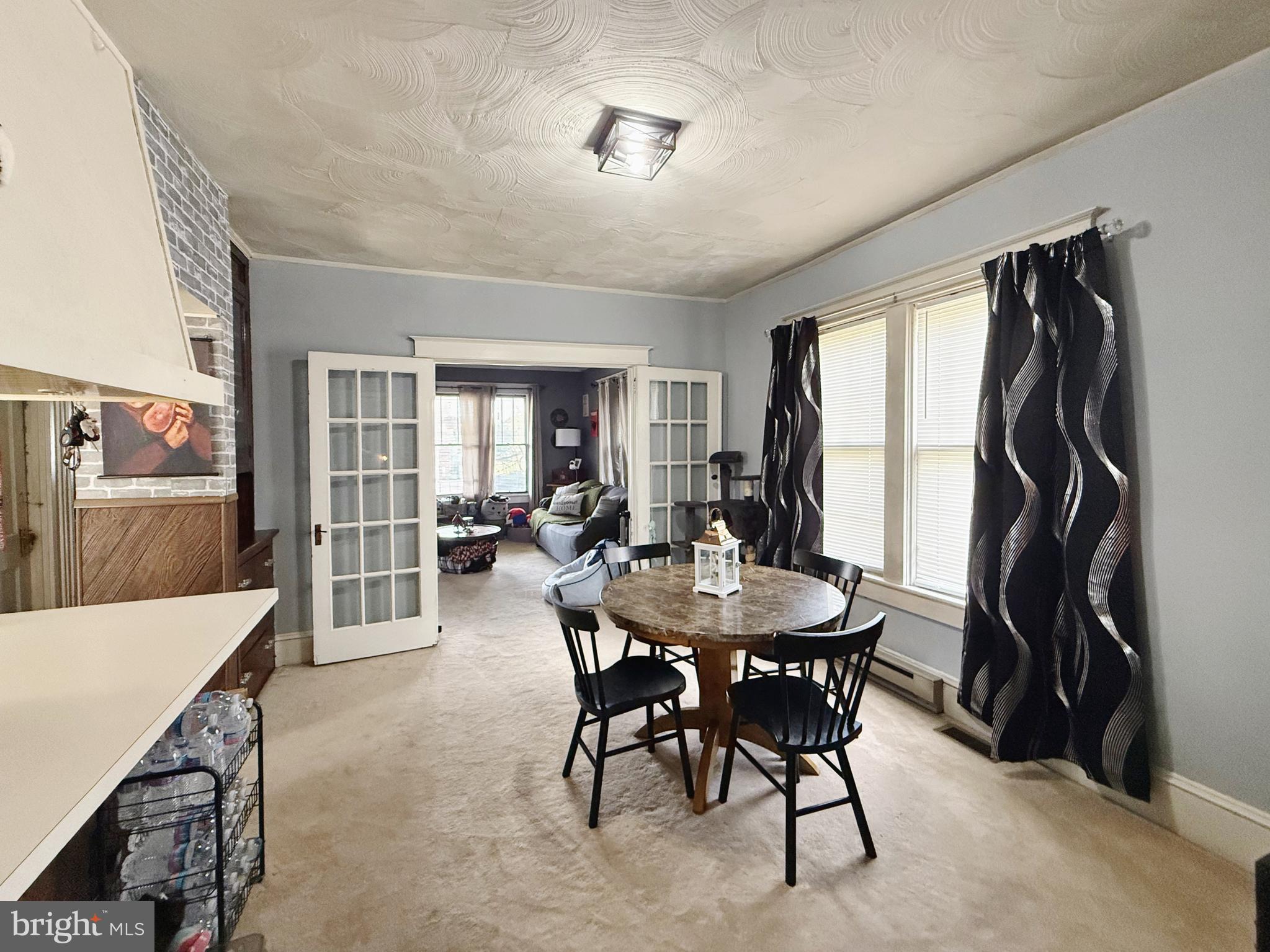 NORTH END - Residential