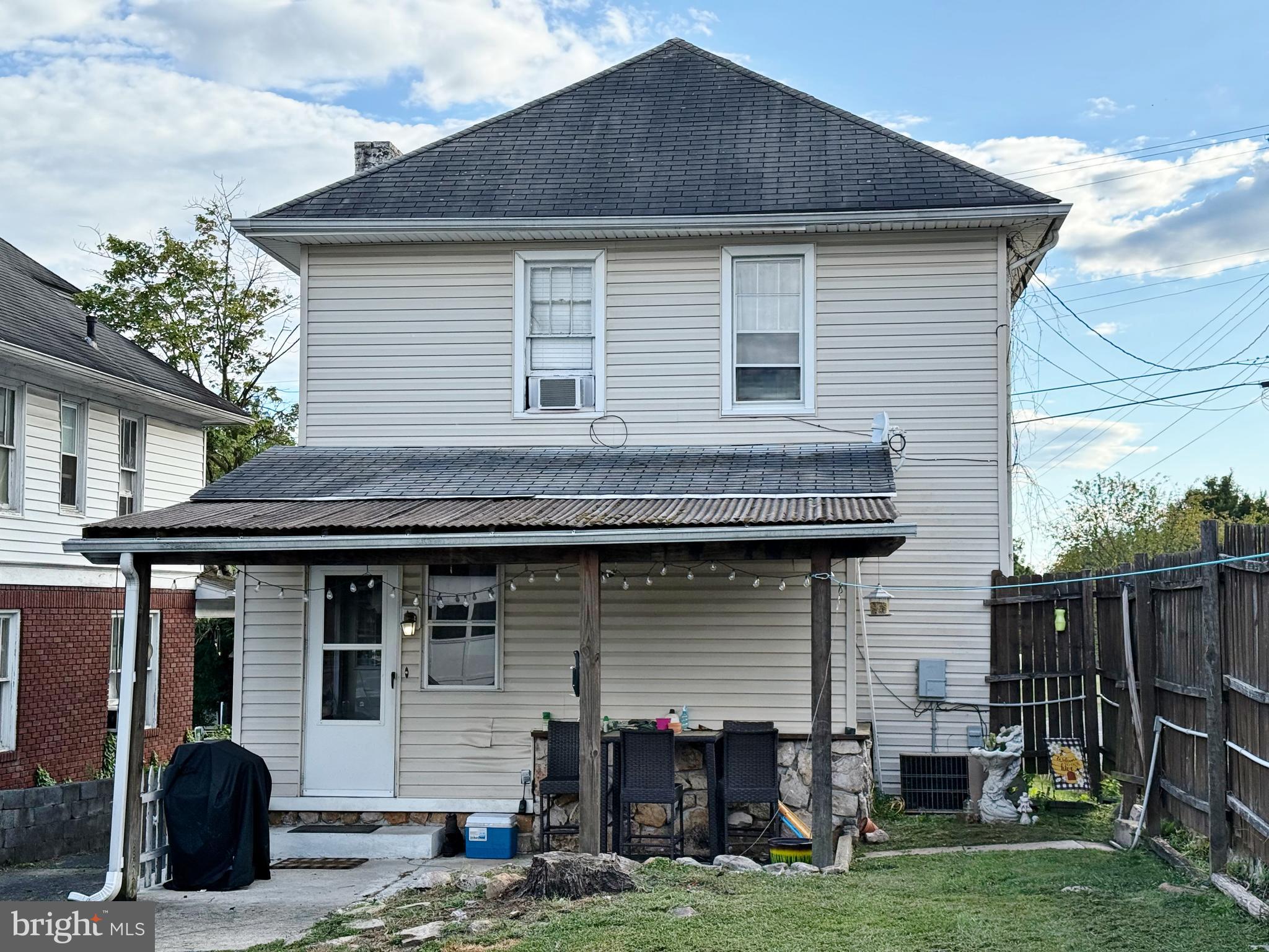 NORTH END - Residential