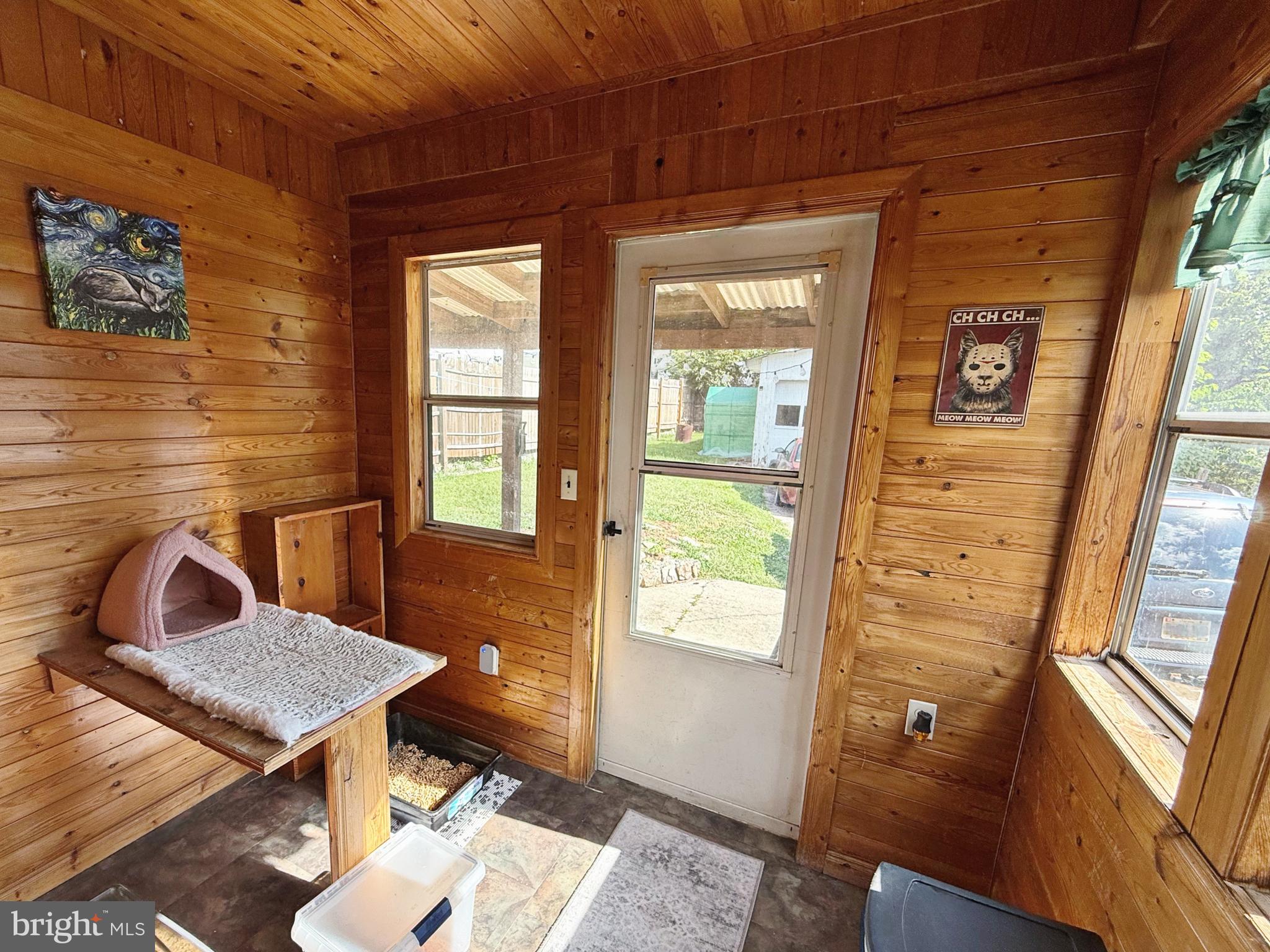 NORTH END - Residential