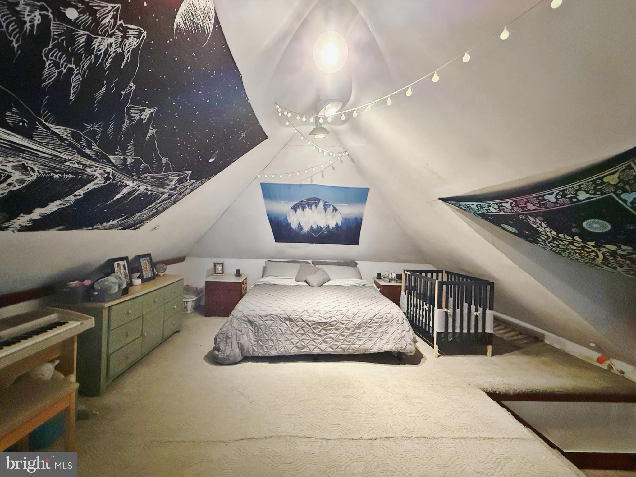 NORTH END - Residential