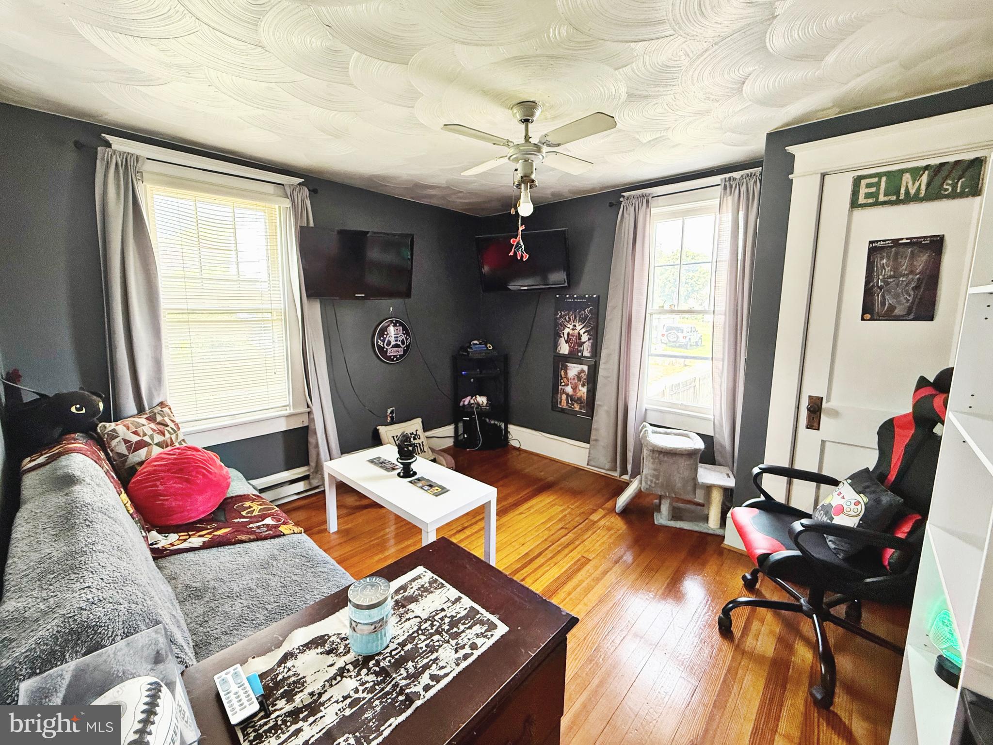 NORTH END - Residential