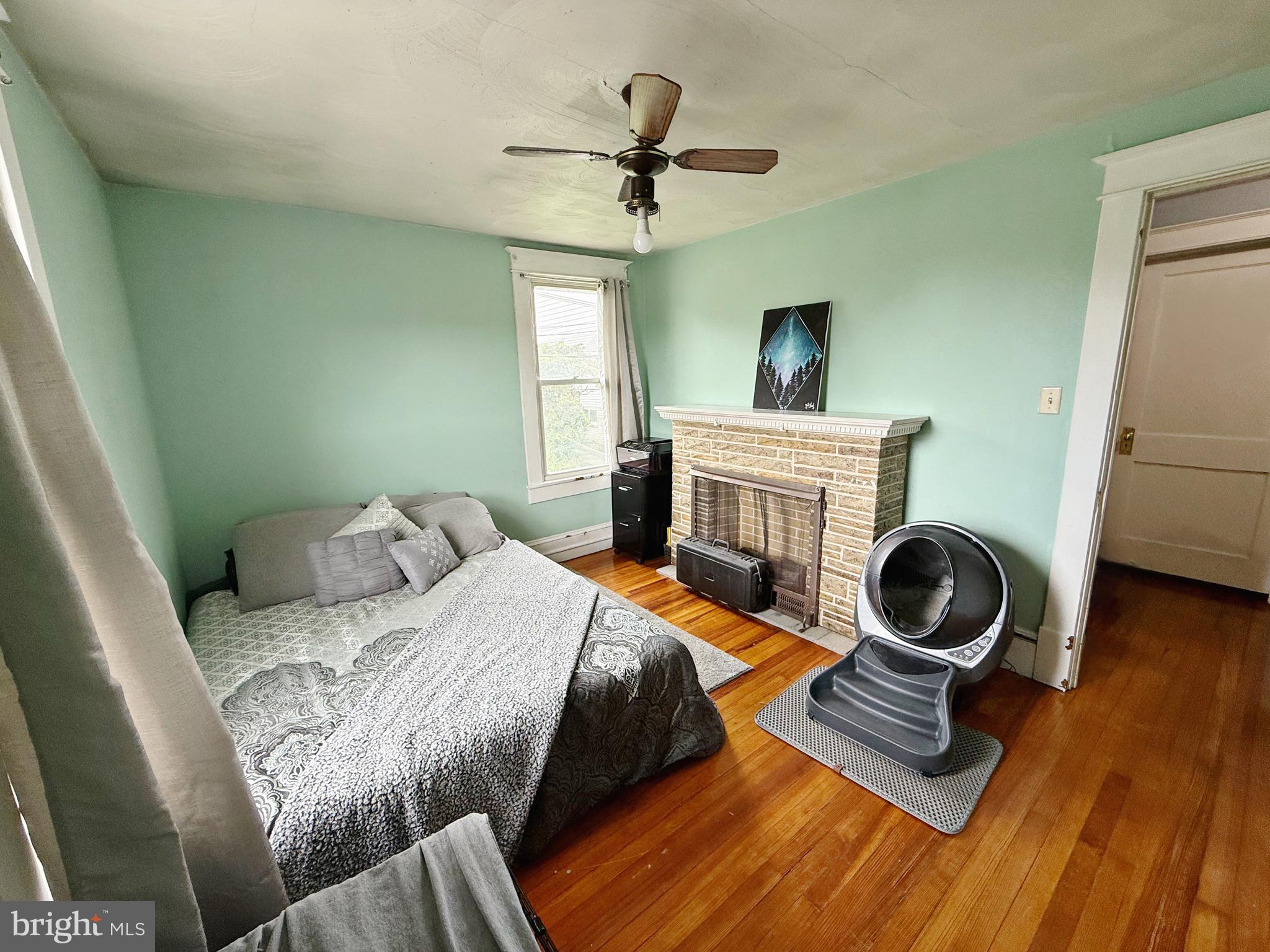 NORTH END - Residential