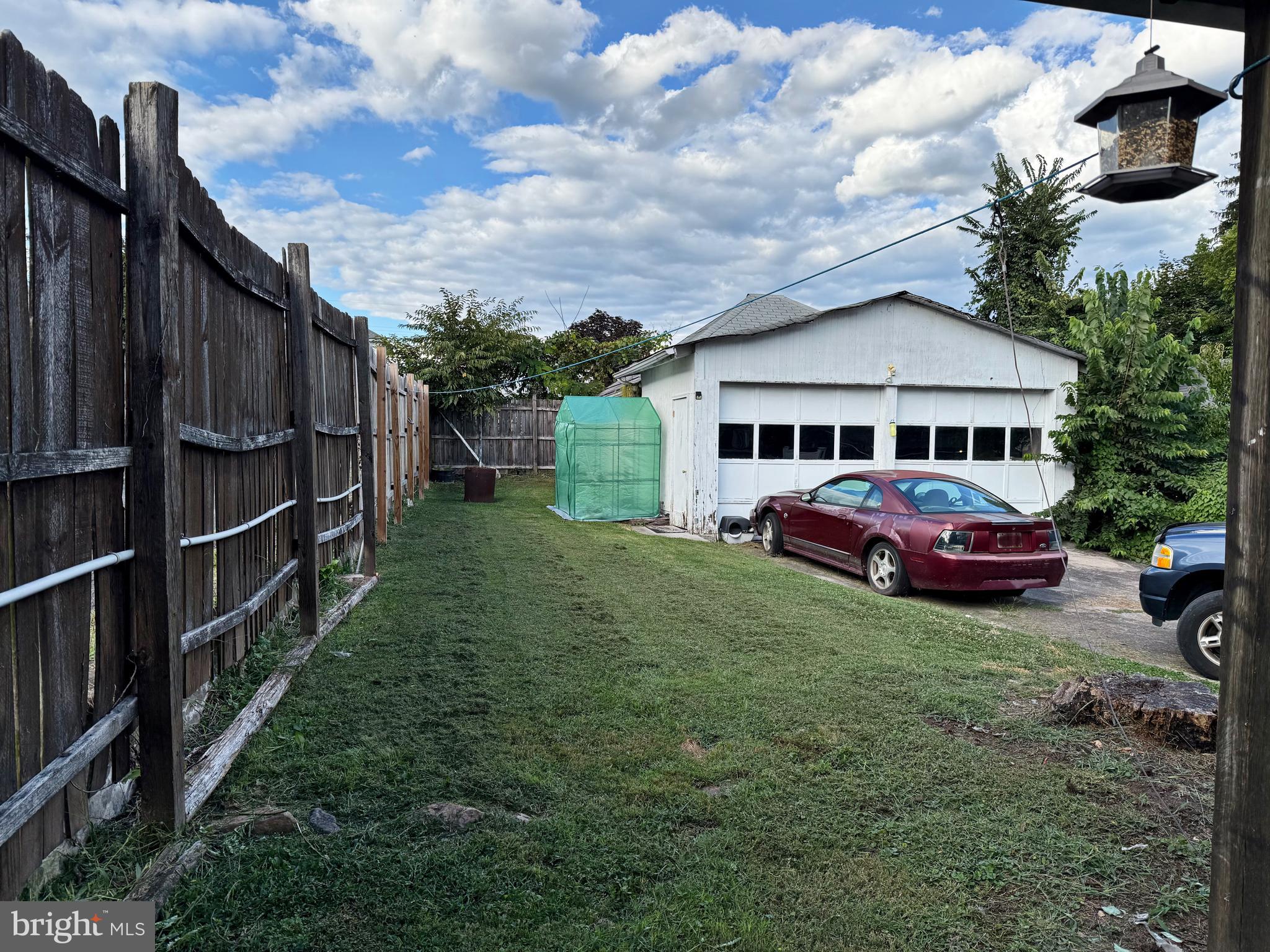 NORTH END - Residential