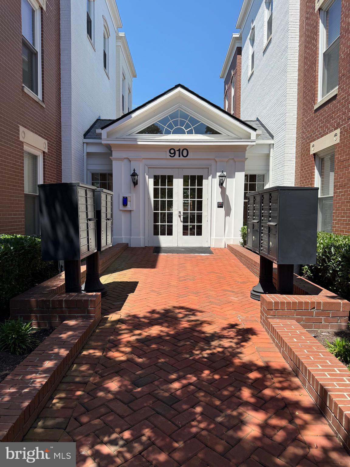 910 POWHATAN STREET 304S