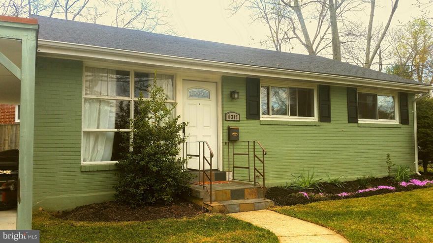 *JUST REDUCED 30K! AWESOME LOCATION, MINUTES TO DOWNTOWN BETHESDA "RESTAURANT HAVEN", NIH, SCHOOLS, 24/7 GIANT, BALDUCCI'S & MONTGOMERY MALL. DO *NOT* MISS THIS ONE, DARLING UPDATED ONE-LEVEL HOME WITH HARDWOOD FLOORS, ON A CORNER LOT WHICH HAS WHOLE HOUSE GENERATOR PLUS ONE-YEAR HOME WARRANTY! HURRY, WON'T LAST!!!