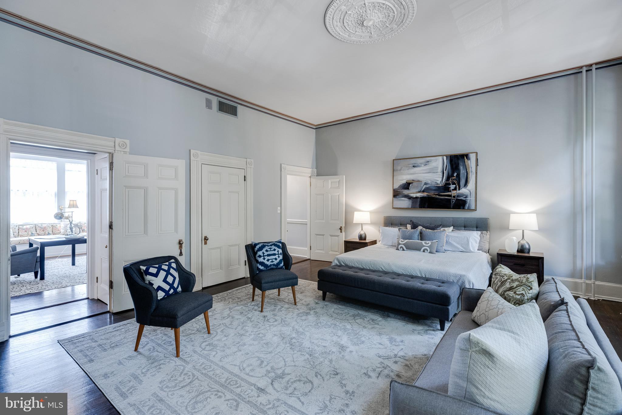 WASHINGTON SQ WEST - Residential