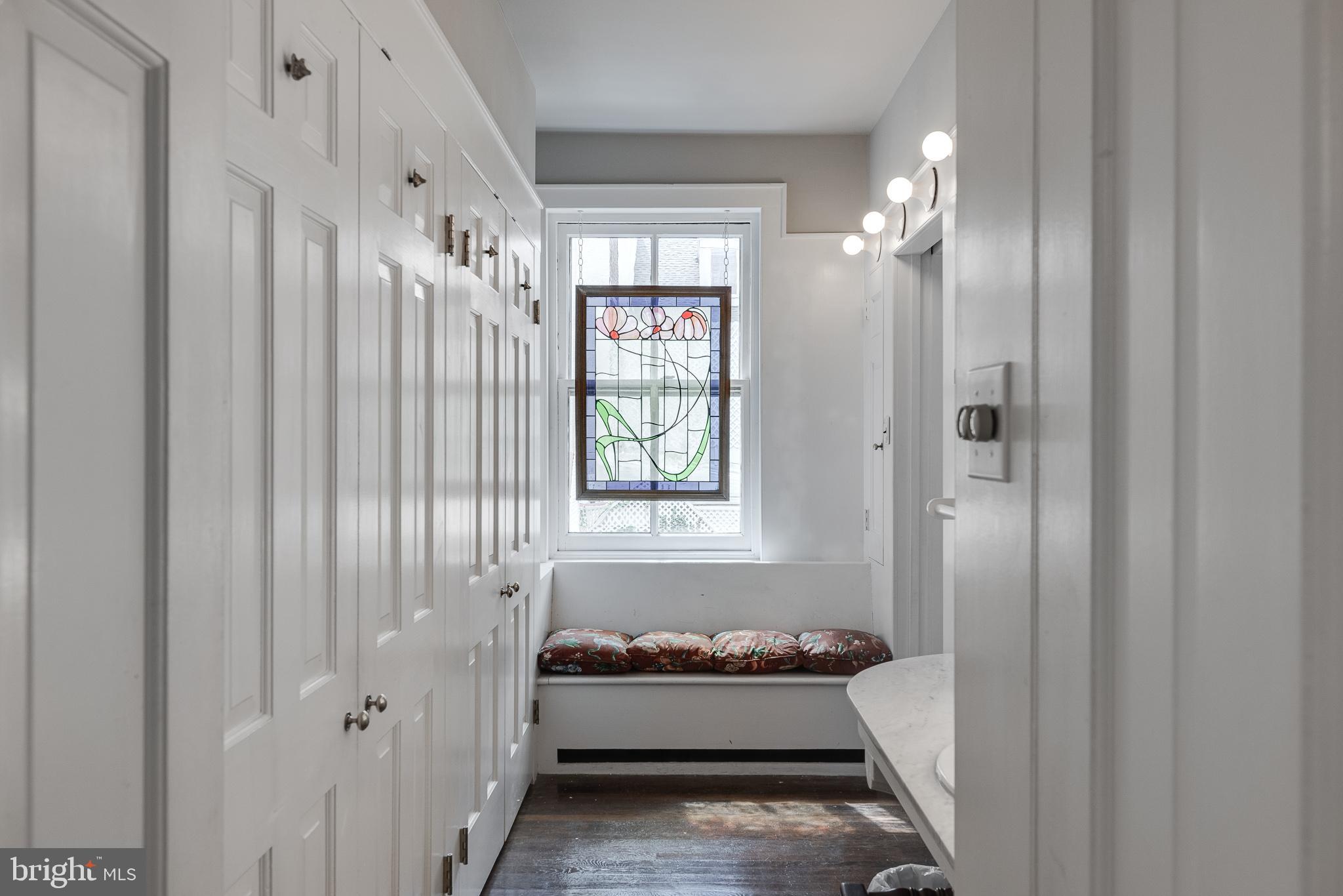 WASHINGTON SQ WEST - Residential