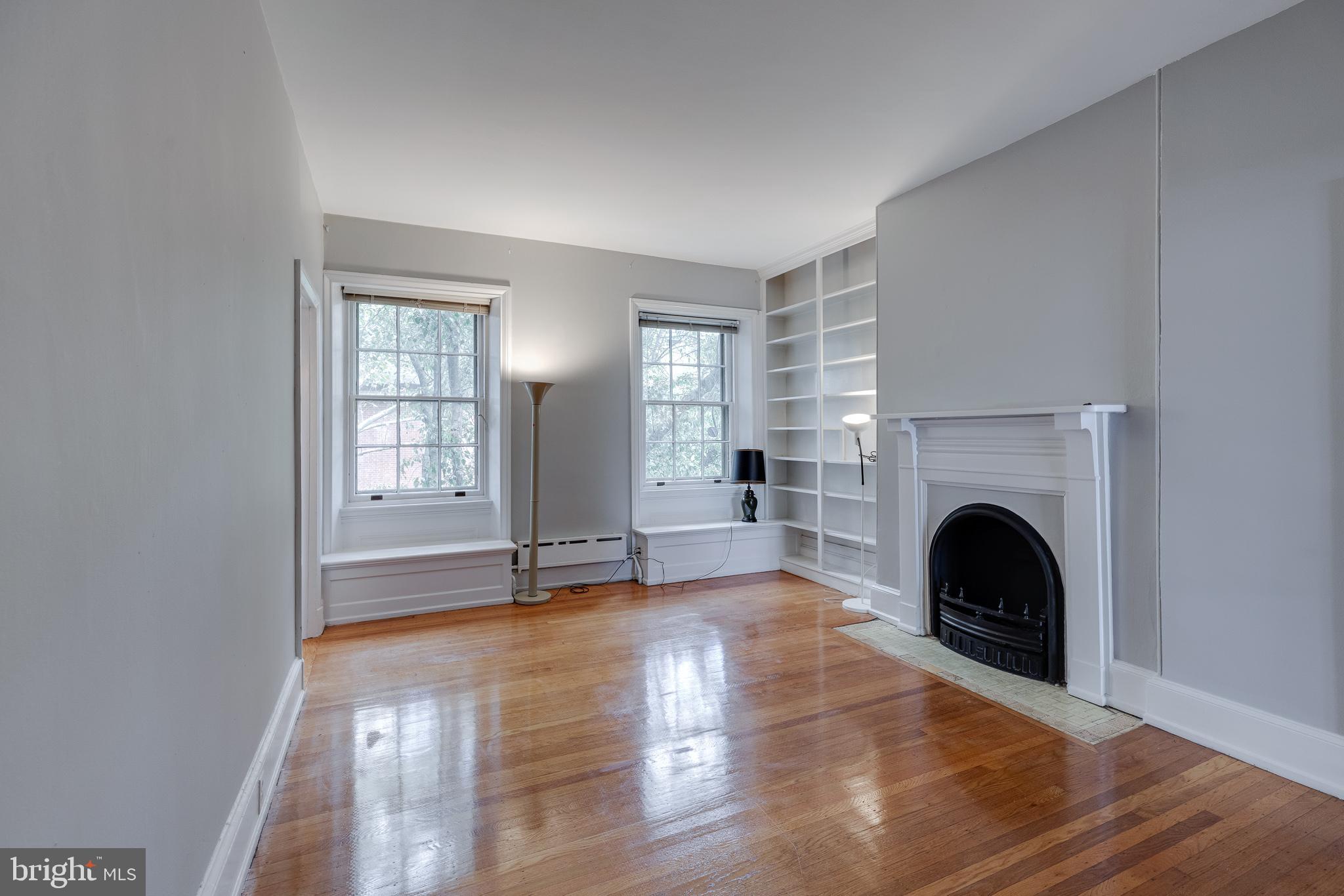 WASHINGTON SQ WEST - Residential