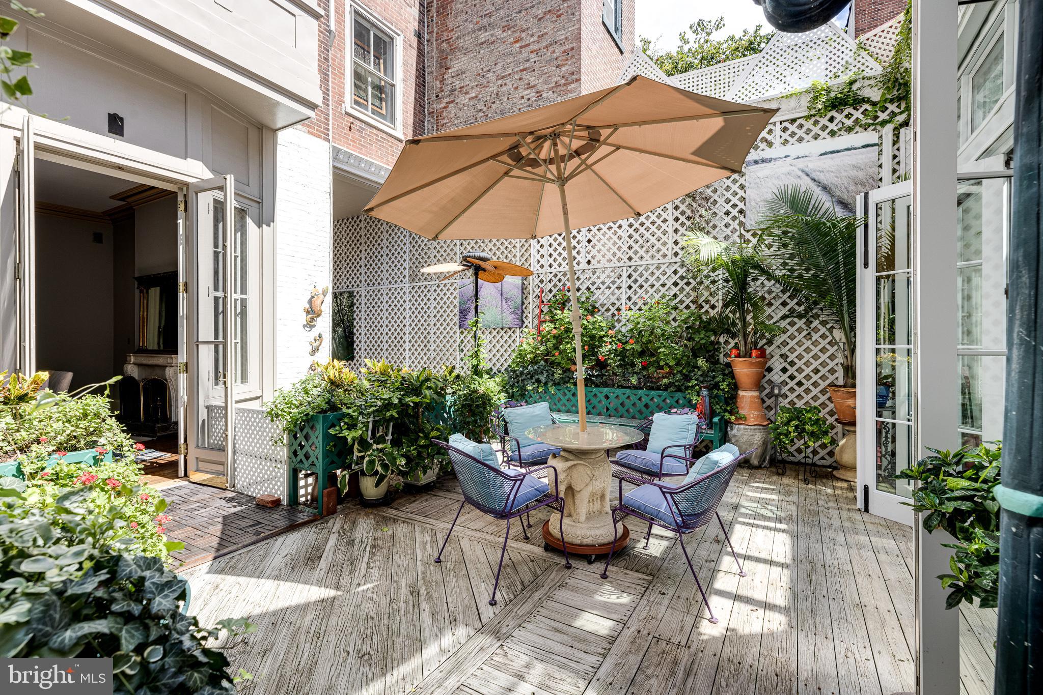 WASHINGTON SQ WEST - Residential