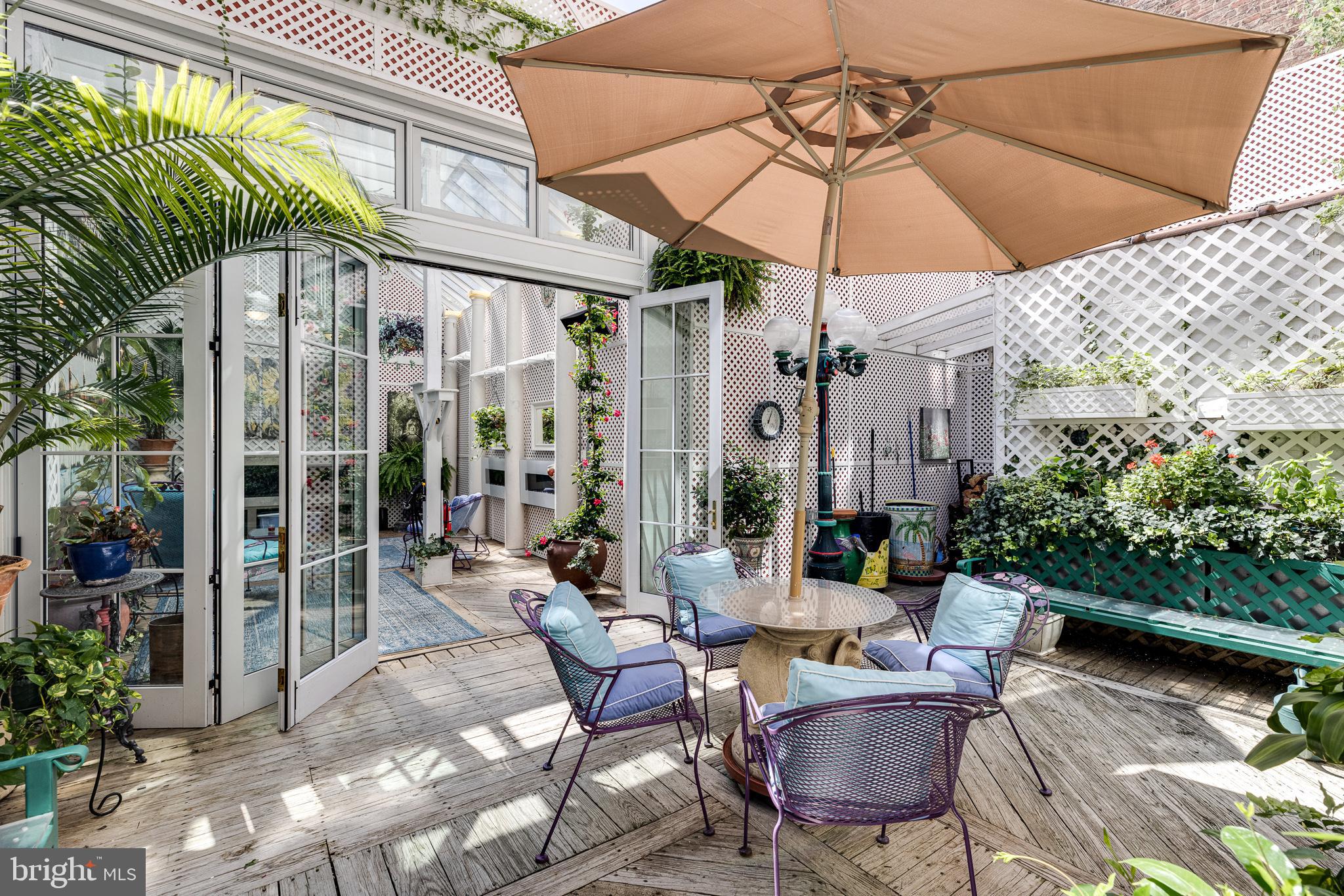 WASHINGTON SQ WEST - Residential