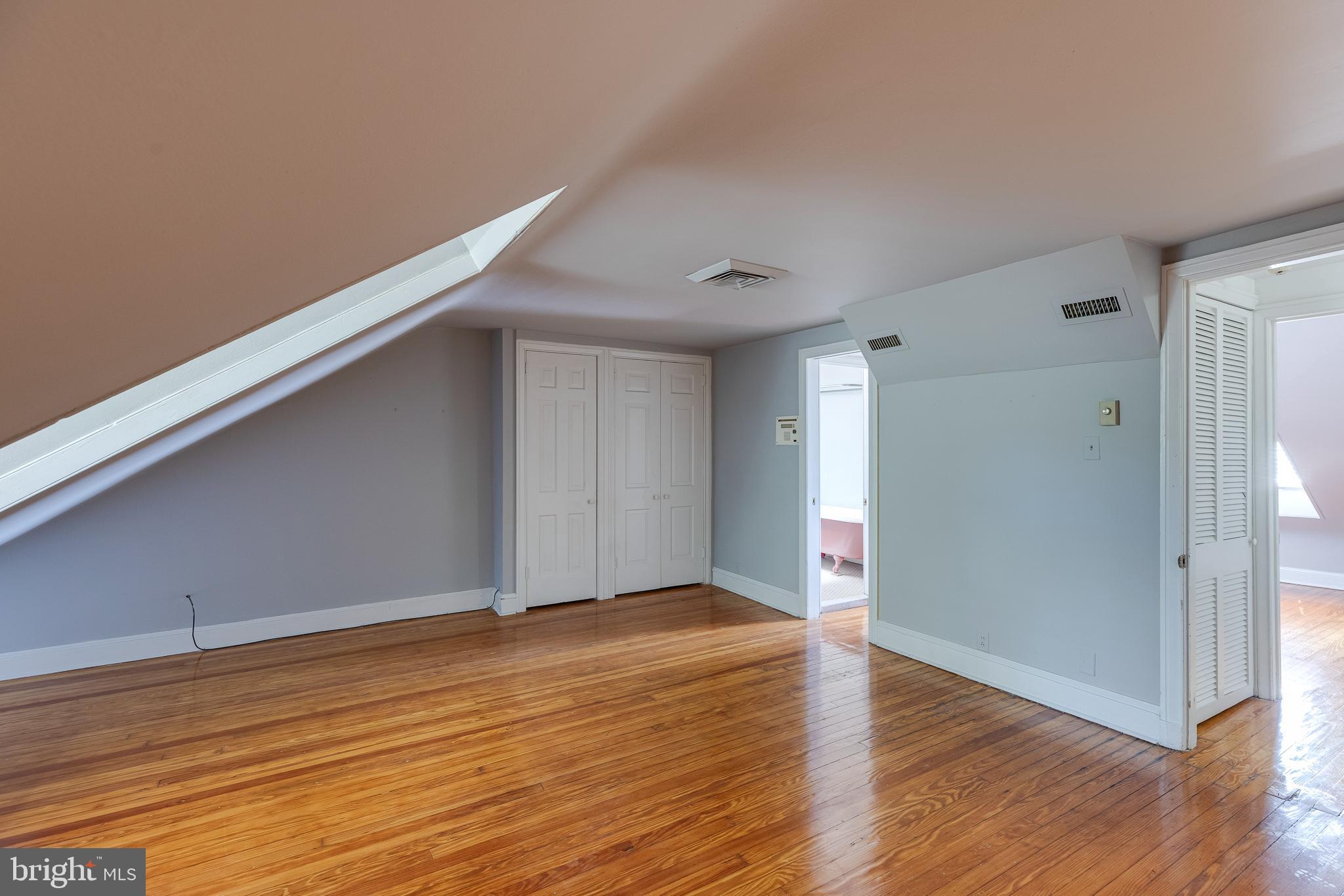 WASHINGTON SQ WEST - Residential