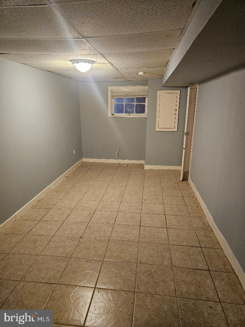 825 NW DELAFIELD PLACE NW