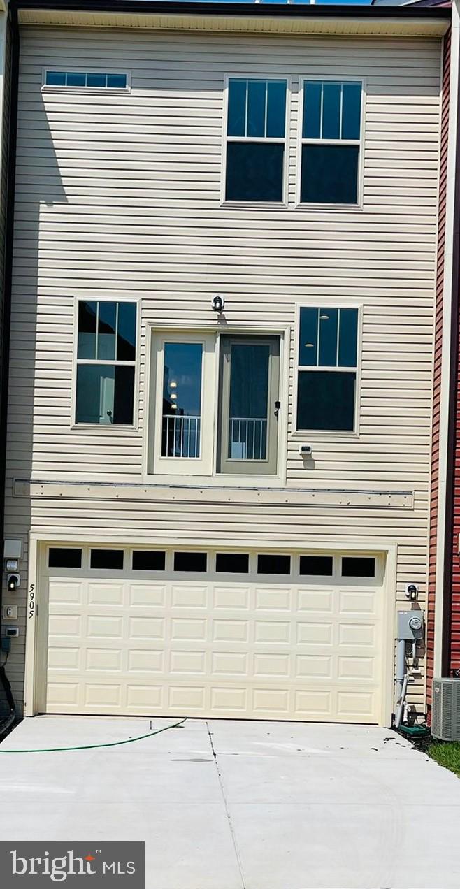 HARRINGTON TERRACE - Residential Lease