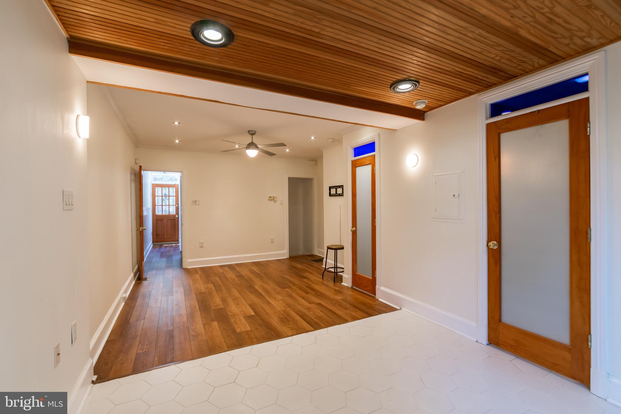 GRADUATE HOSPITAL - Residential Lease