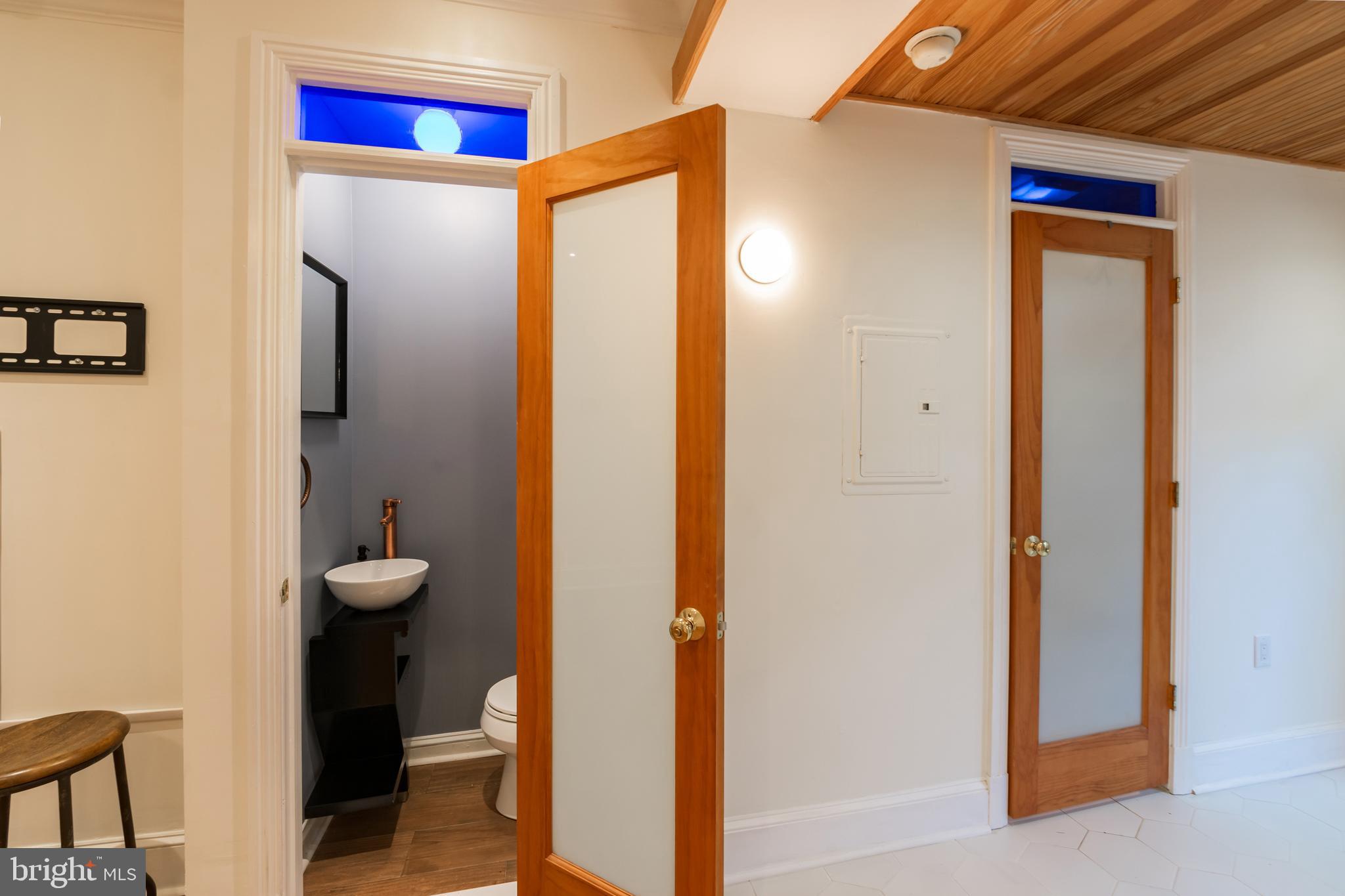 GRADUATE HOSPITAL - Residential Lease