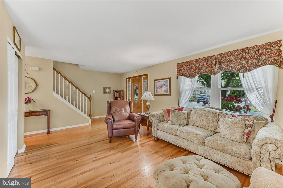 502 RYANARD ROAD