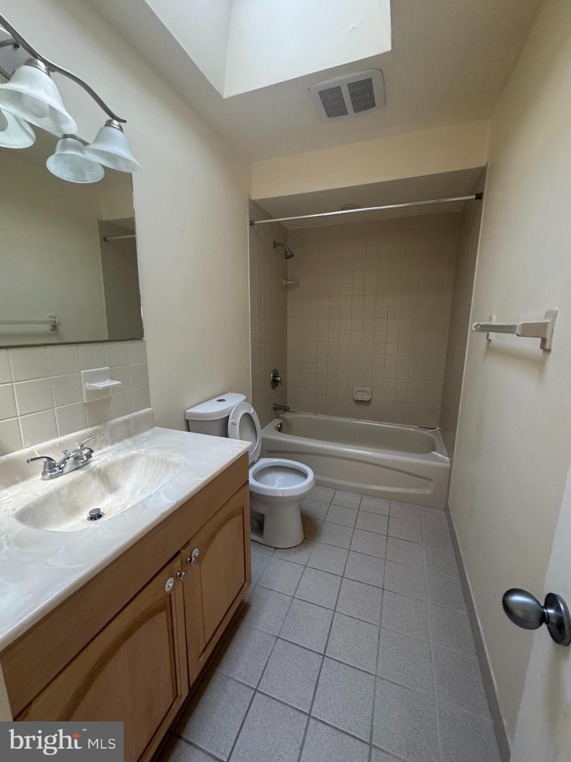 PHILADELPHIA (NORTHEAST) - Residential