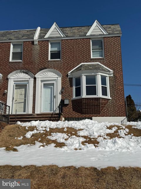 Townhouse For Sale - 4215 Lansing Street<br/> PHILADELPHIA, PA 19136