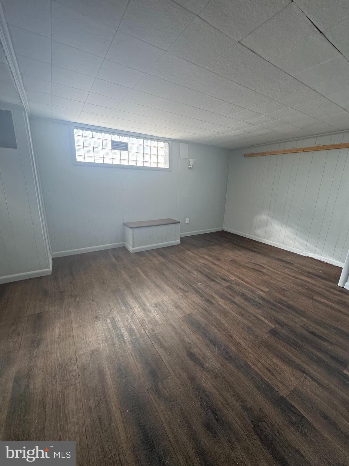 PHILADELPHIA (NORTHEAST) - Residential