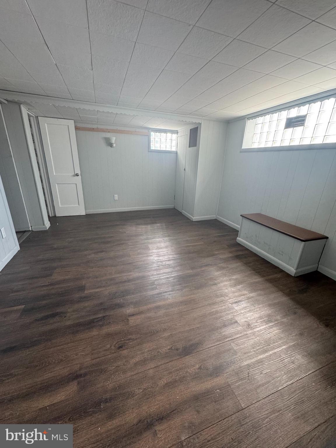 PHILADELPHIA (NORTHEAST) - Residential