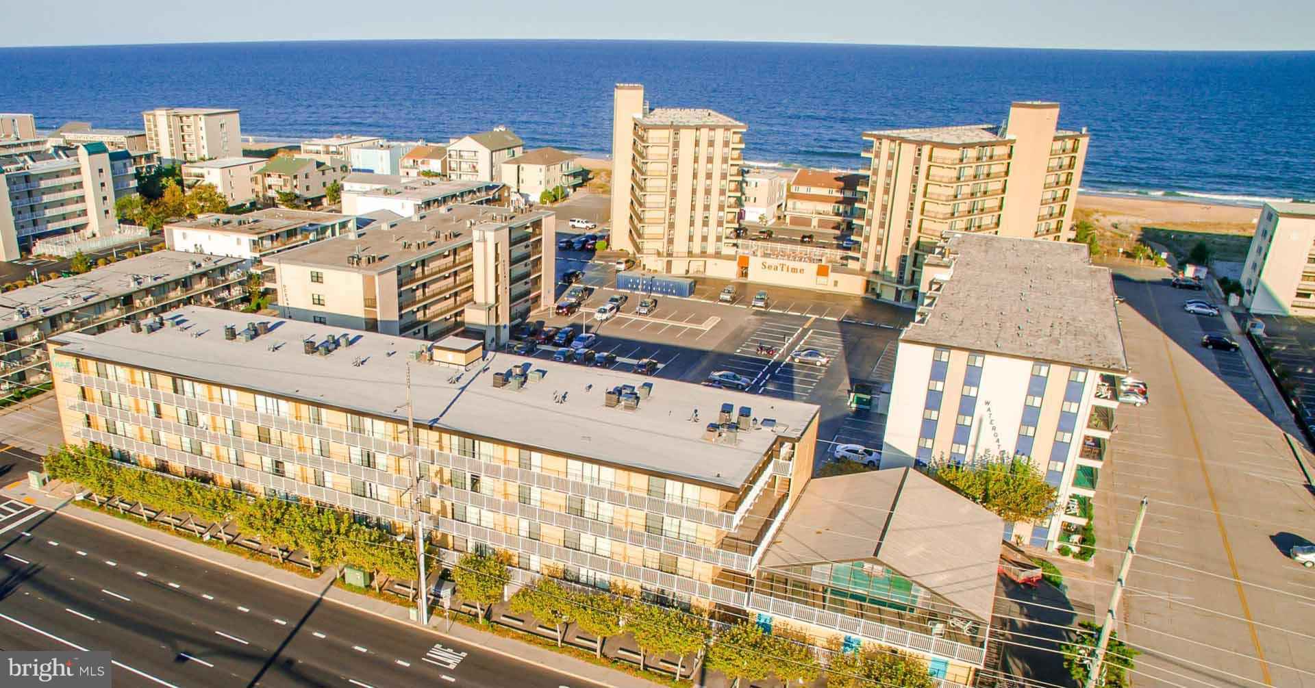3 BR/2BA Oceanside Condo Unit to be auctioned 10/14/16 @ 11:30AM to be held at the Fenwick Inn at 13801 Coastal Hwy. This is 1 of 17 units (2 BR & 3 BR) being offered individually in The Waves Resort. Each unit includes 2 parking permits, LR, DR, full Kit and washer/dryer. Short walk to the beach. Recent renovations: indoor pool, new roof, facade and railings. List Price to be opening bid