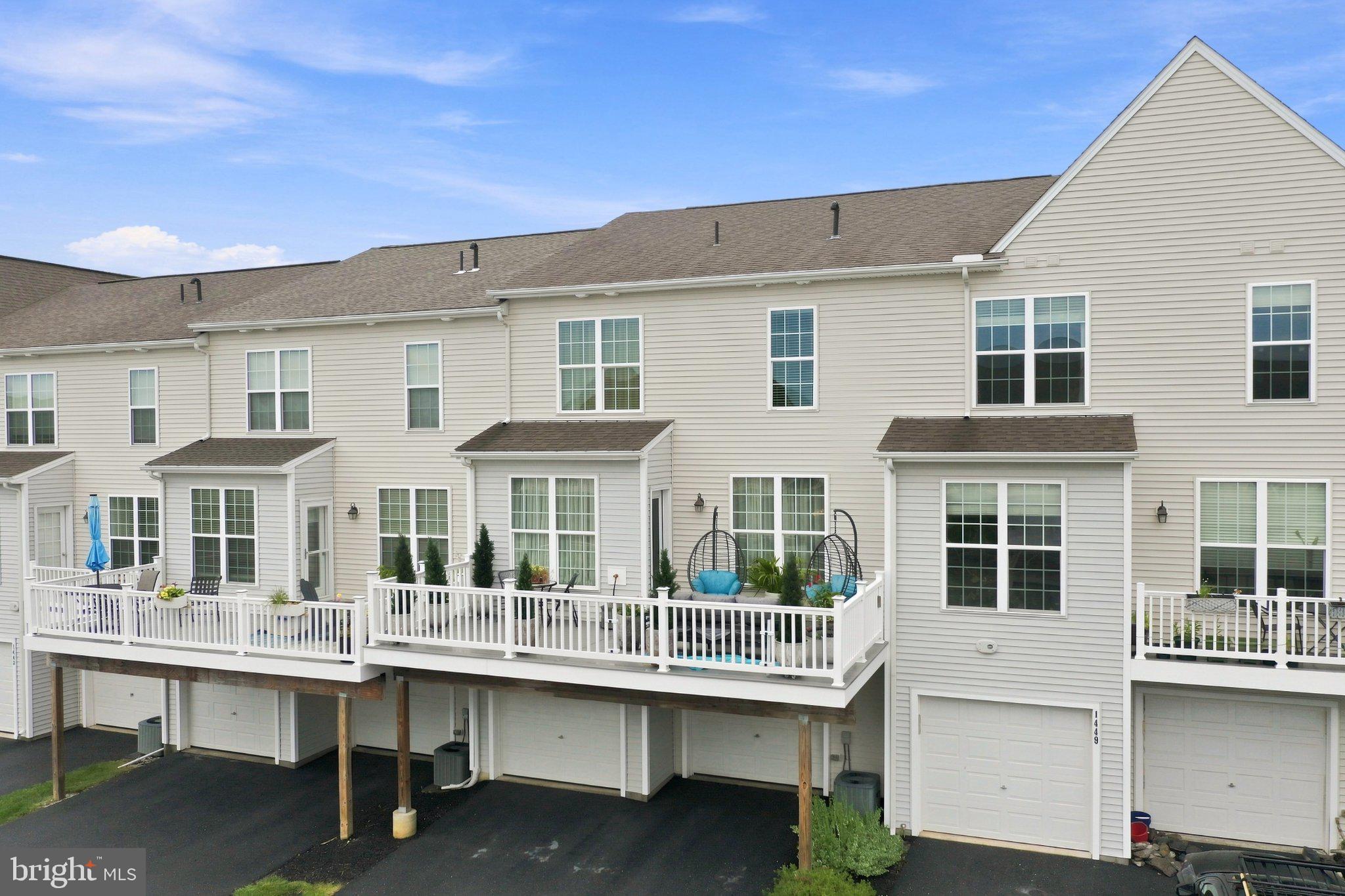 1447 KEEGAN LANE