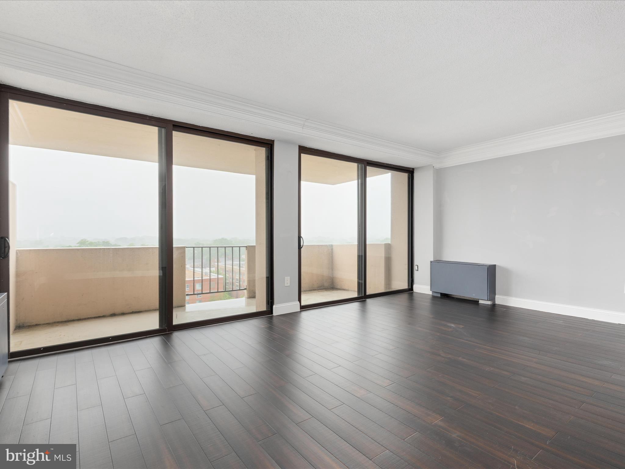 4141 N HENDERSON ROAD N 809