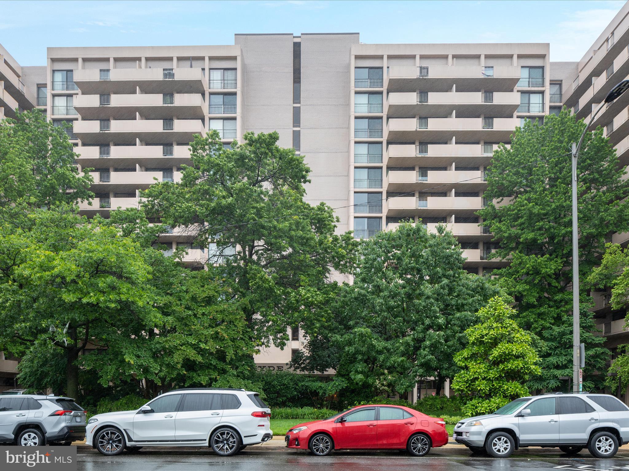 HYDE PARK - Residential